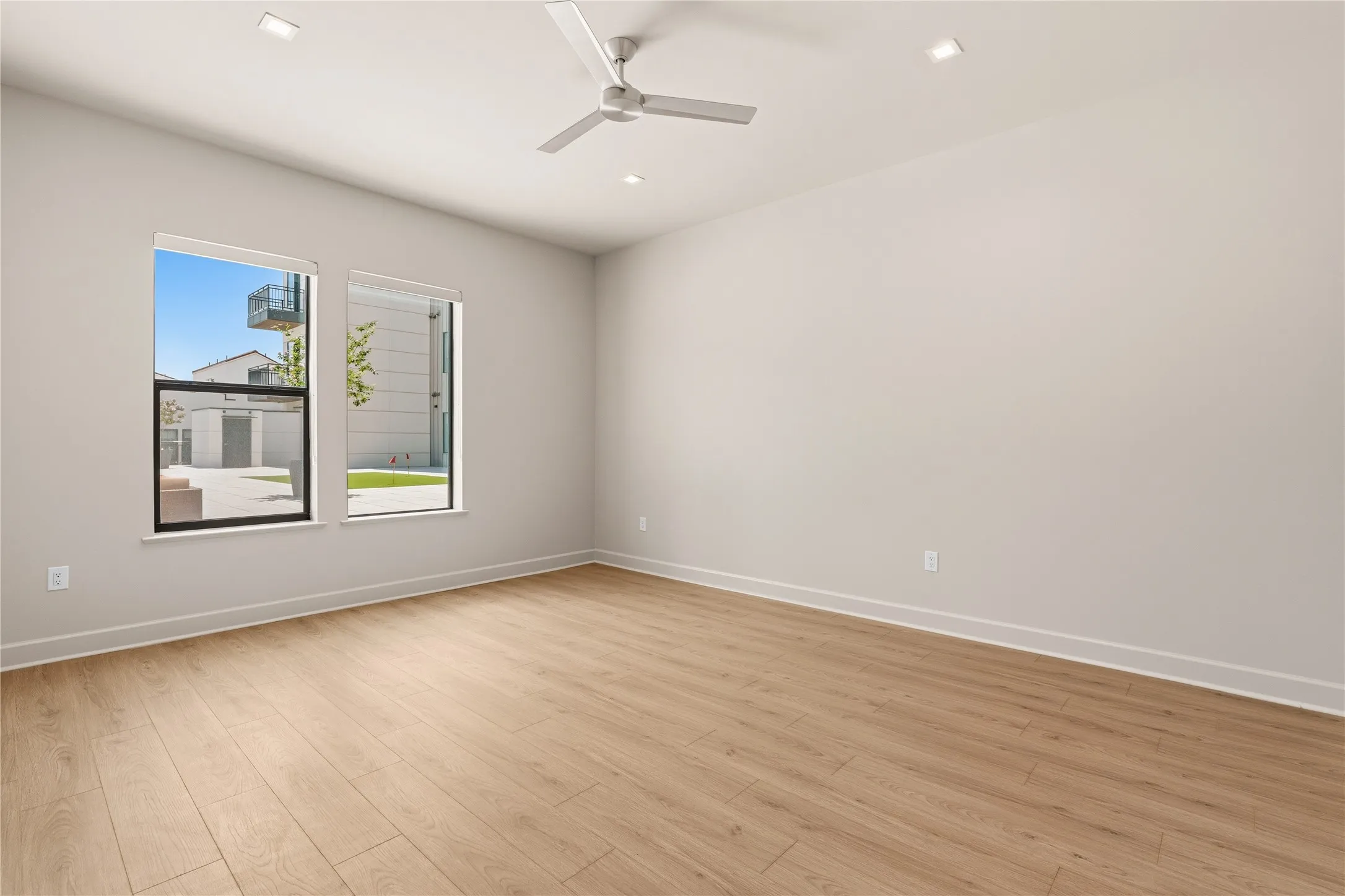 Condominium For Sale in Dallas County , 1900 S Ervay Street 311, Dallas, Texas 75215, 2 Bedroom, 3 Bathroom, 2 Garage spaces, 1,430 Sqft, built in 2026, mls#21292156, Real Estate Agent in Dallas, Homes For Sale in Dallas county, Homes For Sale in Dallas, Realtor in Dallas Texas, Real Estate Brokerage Independent Realty Texas, Luminita Cordes Realtor