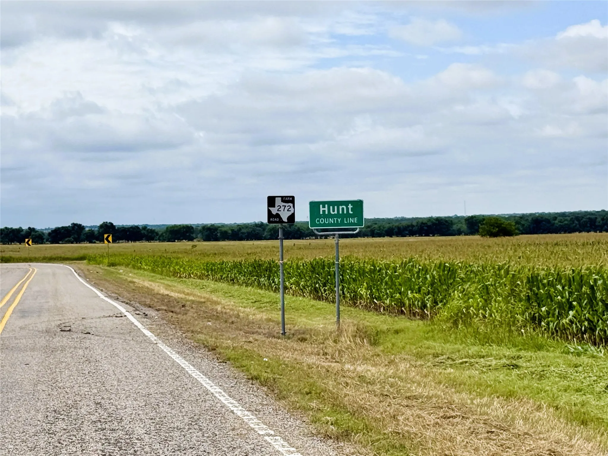 The property straddles the Hunt & Fannin County Lines.