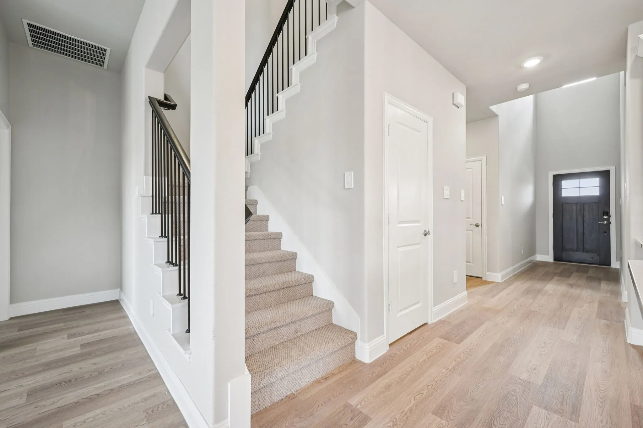 Photo is not of the actual home, but is an inspirational photo of builder’s model home and may depict options, furnishings, and/or decorator features that are not included.