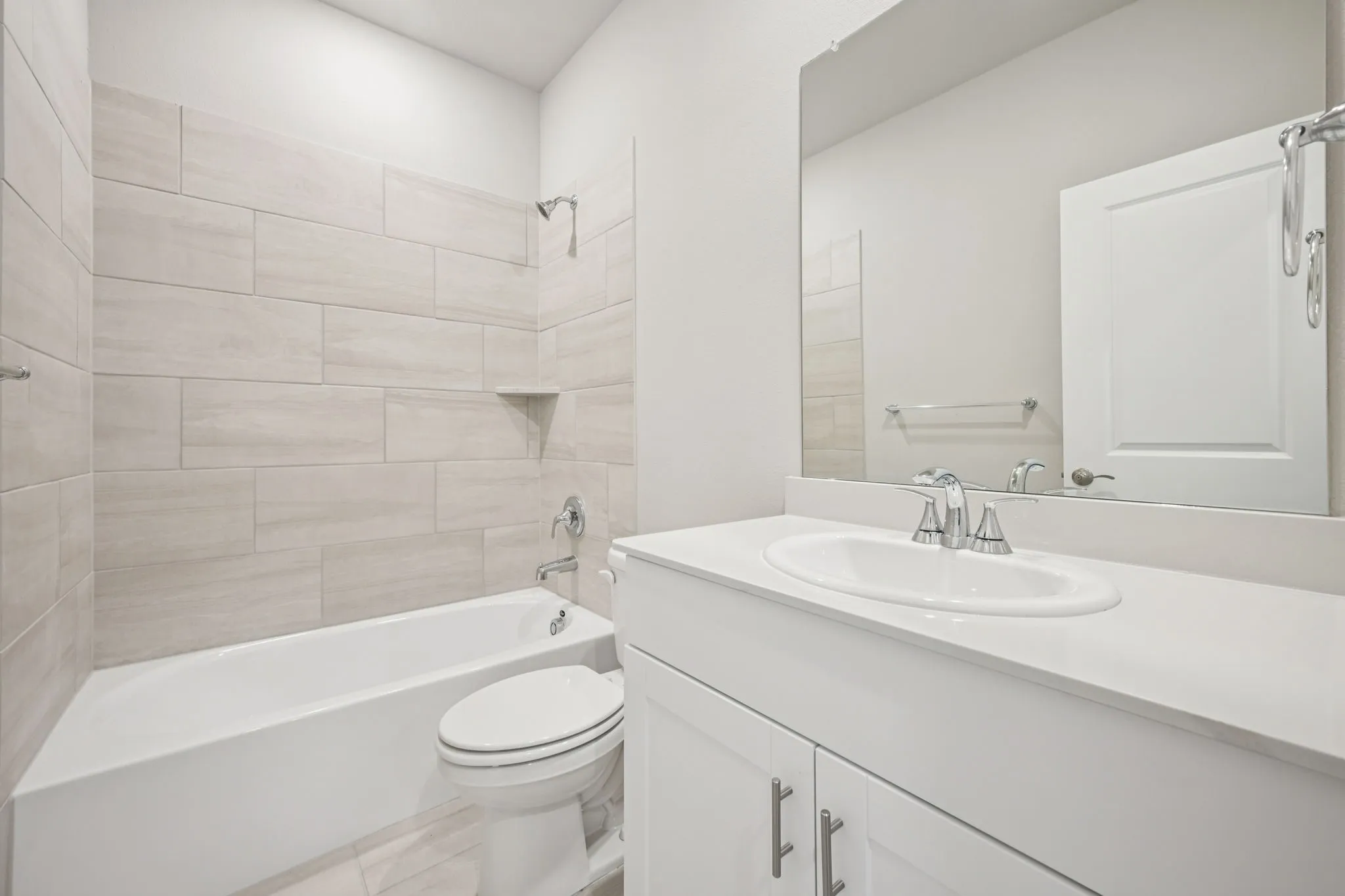 Photo is not of the actual home, but is an inspirational photo of builder’s model home and may depict options, furnishings, and/or decorator features that are not included.
