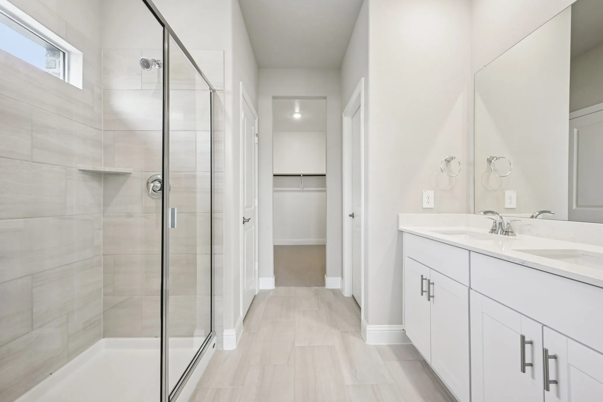Photo is not of the actual home, but is an inspirational photo of builder’s model home and may depict options, furnishings, and/or decorator features that are not included.