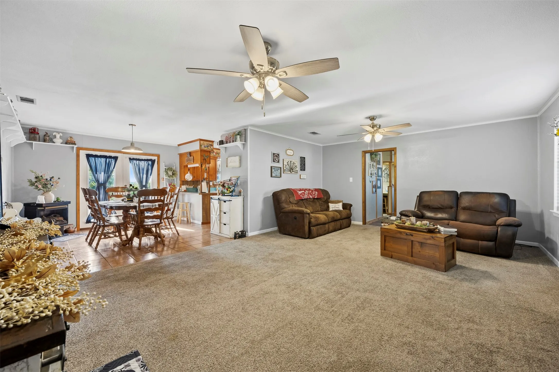 Farm For Sale in Ellis County , 2073 Fm 1182, Ennis, Texas 75119, 3 Bedrooms, 2 Bathrooms, Garage spaces, 1,700 Sqft, built in 1977, Price $750,000, mls#21288459, Real Estate Agent in Ennis, Homes For Sale in Ellis county, Homes For Sale in Ennis, Realtor in Ennis Texas, Real Estate Brokerage Independent Realty Texas, Luminita Cordes Realtor