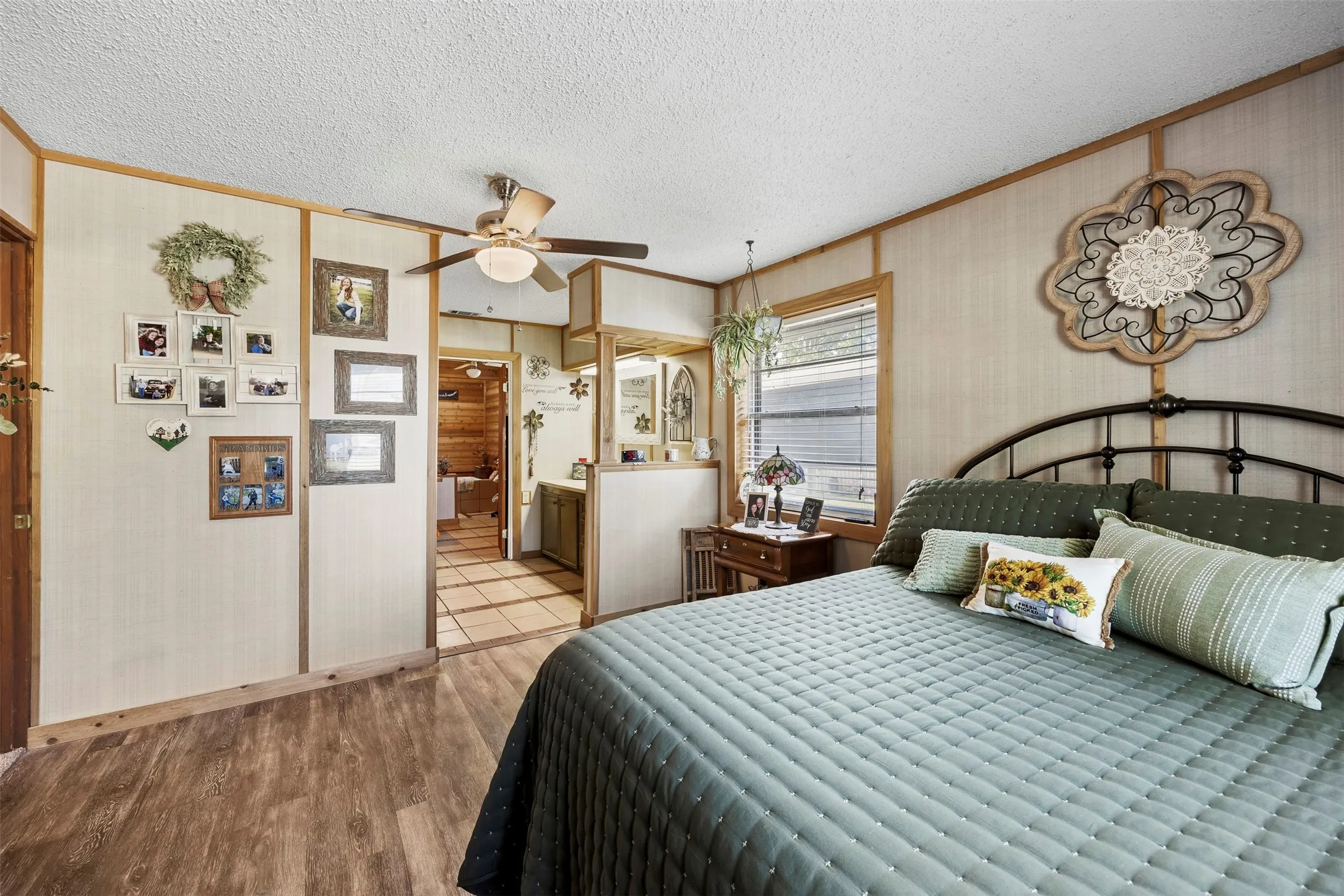 Farm For Sale in Ellis County , 2073 Fm 1182, Ennis, Texas 75119, 3 Bedrooms, 2 Bathrooms, Garage spaces, 1,700 Sqft, built in 1977, Price $750,000, mls#21288459, Real Estate Agent in Ennis, Homes For Sale in Ellis county, Homes For Sale in Ennis, Realtor in Ennis Texas, Real Estate Brokerage Independent Realty Texas, Luminita Cordes Realtor
