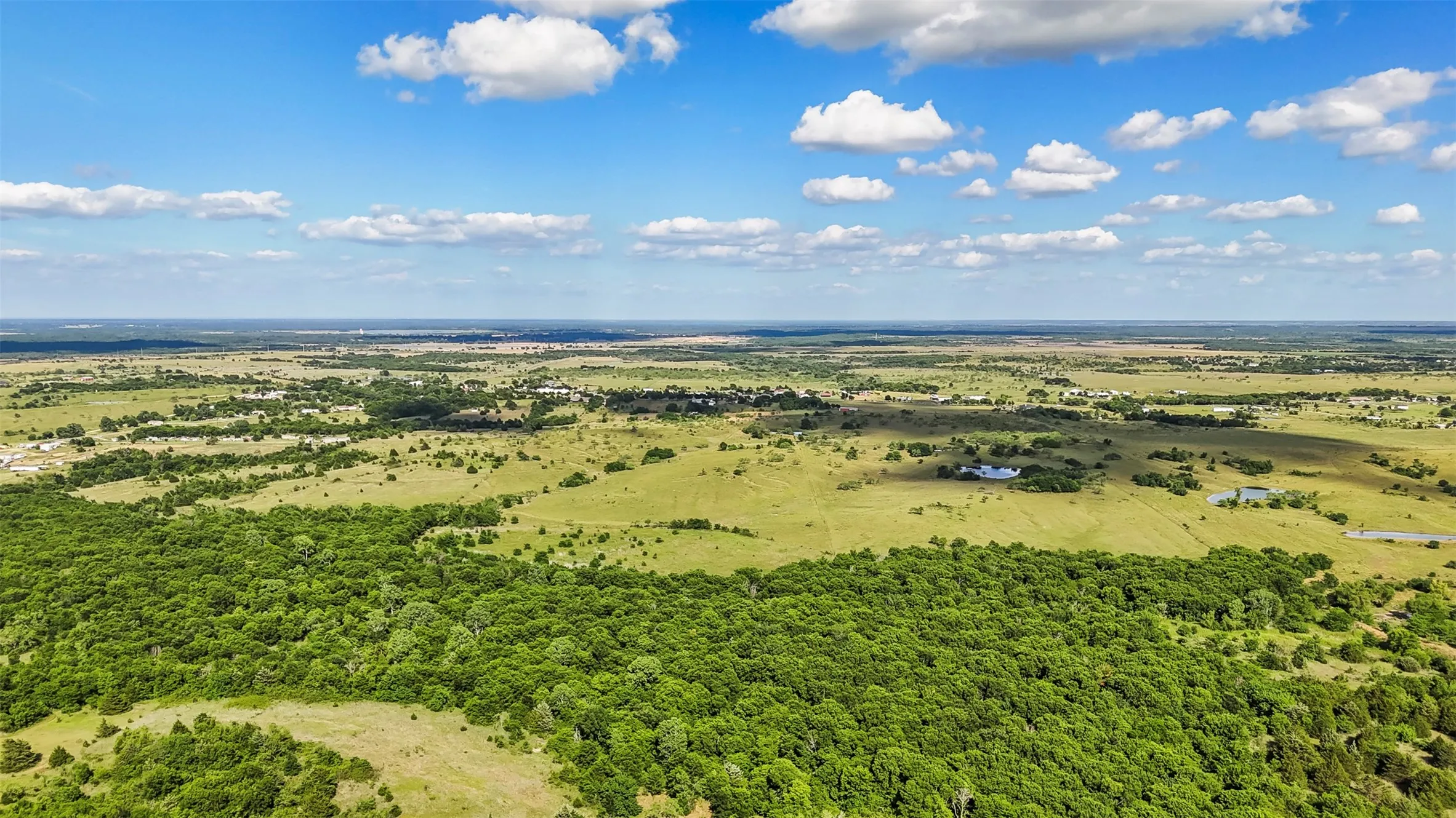 Farm For Sale in Ellis County , 2073 Fm 1182, Ennis, Texas 75119, 3 Bedrooms, 2 Bathrooms, Garage spaces, 1,700 Sqft, built in 1977, Price $750,000, mls#21288459, Real Estate Agent in Ennis, Homes For Sale in Ellis county, Homes For Sale in Ennis, Realtor in Ennis Texas, Real Estate Brokerage Independent Realty Texas, Luminita Cordes Realtor