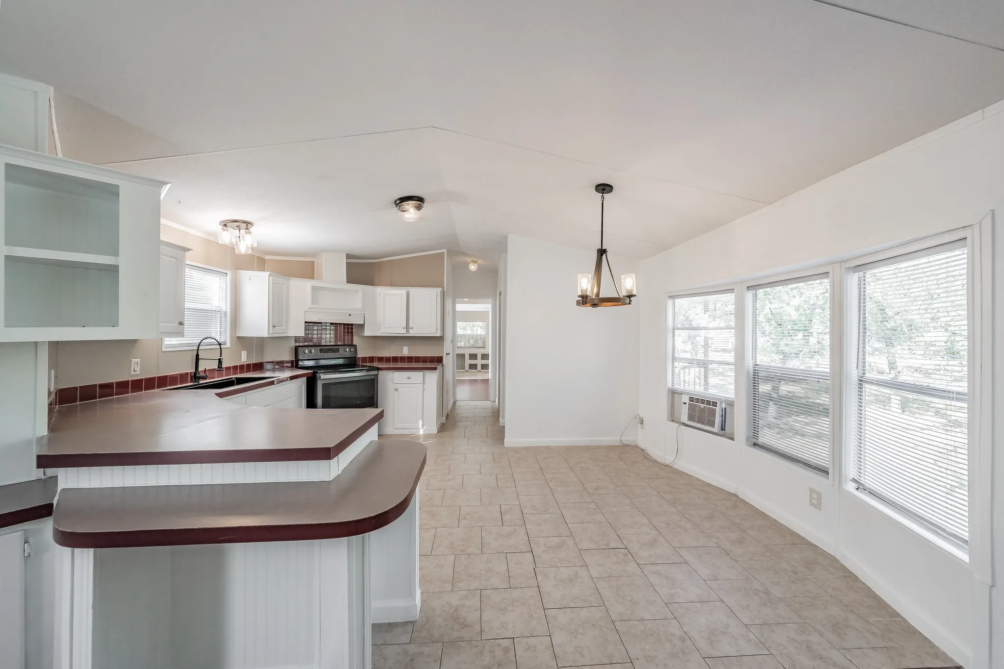 Single Family Residence For Sale in Parker County , 419 Wood River Road, Millsap, Texas 76066, 3 Bedroom, 2 Bathroom, Garage spaces, 1,050 Sqft, built in 0, mls#21292350, Real Estate Agent in Millsap, Homes For Sale in Parker county, Homes For Sale in Millsap, Realtor in Millsap Texas, Real Estate Brokerage Independent Realty Texas, Luminita Cordes Realtor
