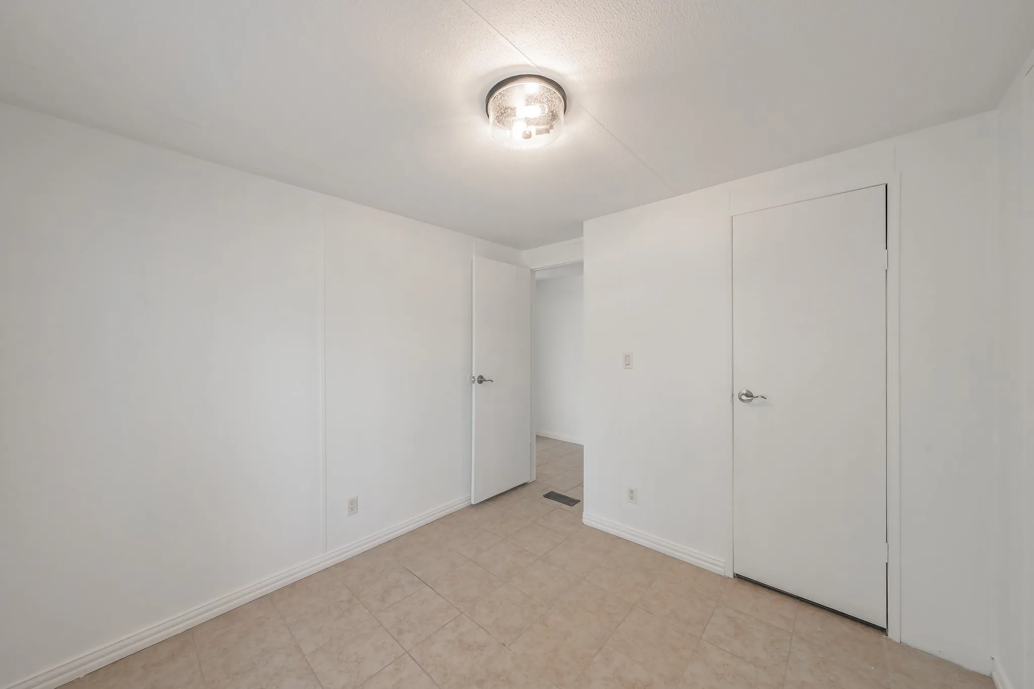 Single Family Residence For Sale in Parker County , 419 Wood River Road, Millsap, Texas 76066, 3 Bedroom, 2 Bathroom, Garage spaces, 1,050 Sqft, built in 0, mls#21292350, Real Estate Agent in Millsap, Homes For Sale in Parker county, Homes For Sale in Millsap, Realtor in Millsap Texas, Real Estate Brokerage Independent Realty Texas, Luminita Cordes Realtor