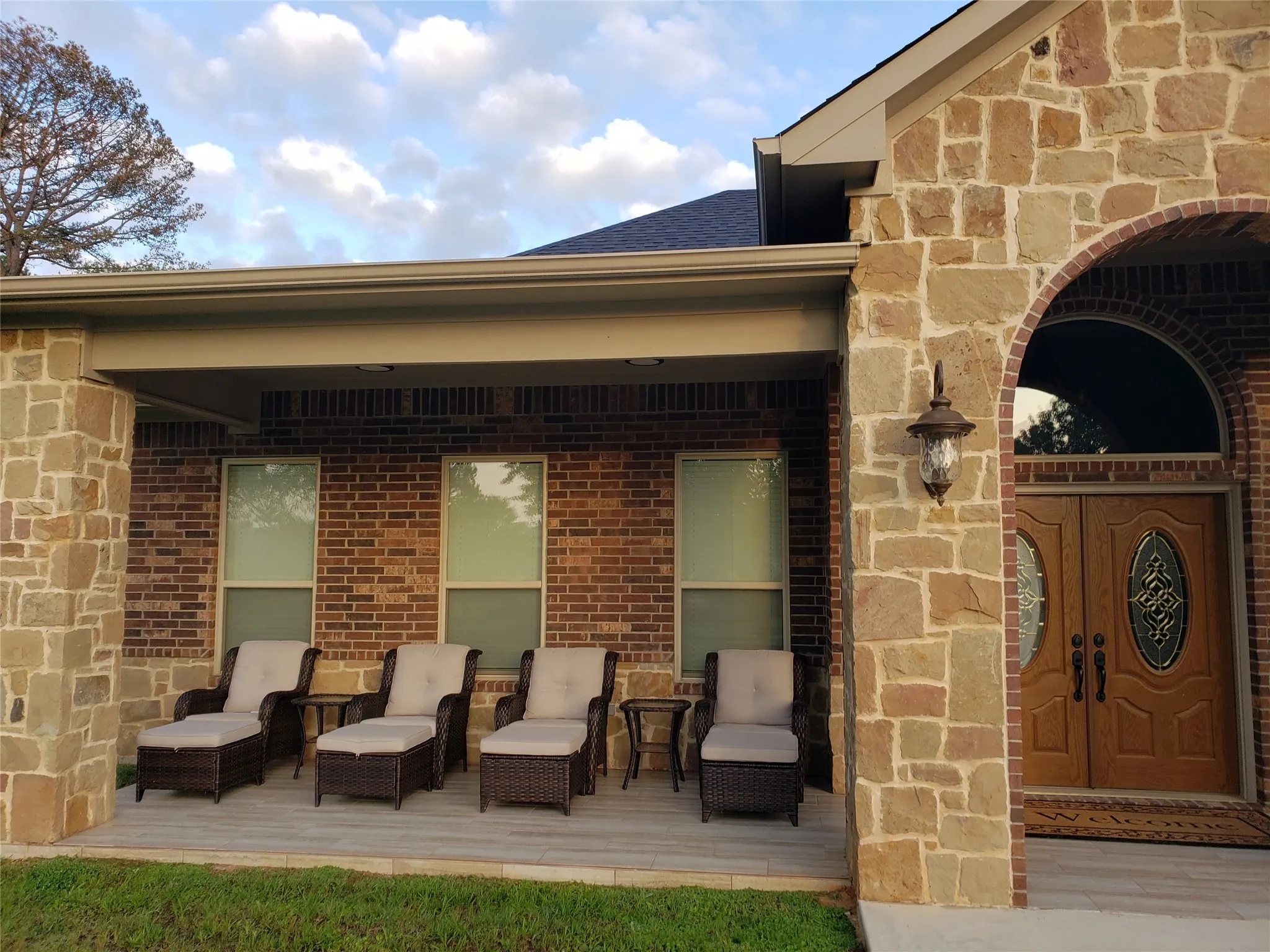 Single Family Residence For Sale in Bowie County , 6727 N Hills Drive, Texarkana, Texas 75503, 4 Bedroom, 4 Bathroom, 2 Garage spaces, 2,620 Sqft, built in 2022, Price $755,000, mls#21291697, Real Estate Agent in Texarkana, Homes For Sale in Bowie county, Homes For Sale in Texarkana, Realtor in Texarkana Texas, Real Estate Brokerage Independent Realty Texas, Luminita Cordes Realtor