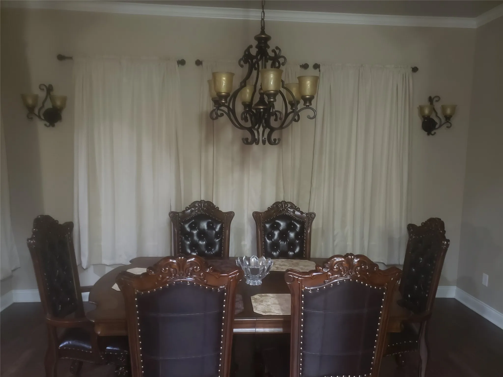Single Family Residence For Sale in Bowie County , 6727 N Hills Drive, Texarkana, Texas 75503, 4 Bedroom, 4 Bathroom, 2 Garage spaces, 2,620 Sqft, built in 2022, Price $755,000, mls#21291697, Real Estate Agent in Texarkana, Homes For Sale in Bowie county, Homes For Sale in Texarkana, Realtor in Texarkana Texas, Real Estate Brokerage Independent Realty Texas, Luminita Cordes Realtor
