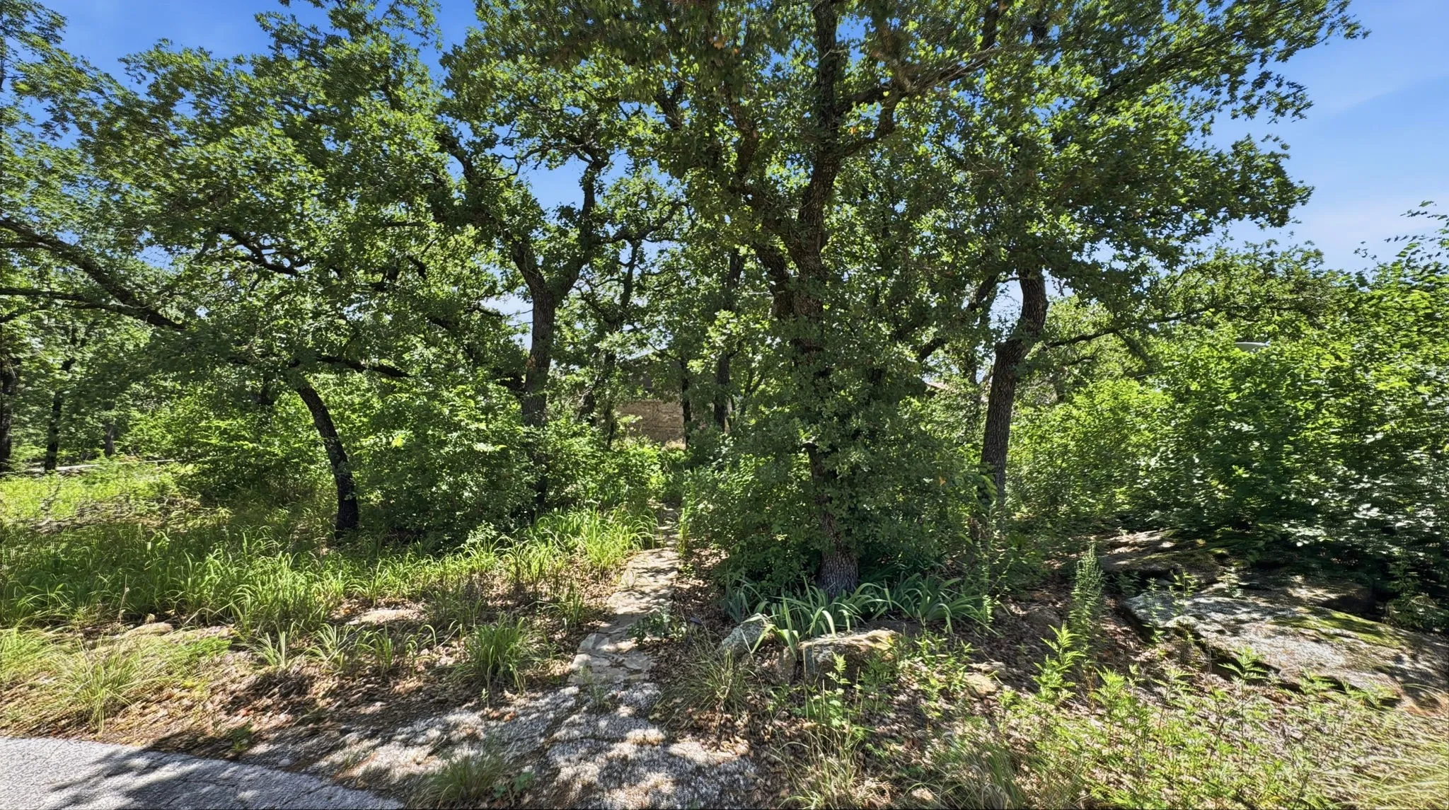 Single Family Residence For Sale in Young County , 1665 US Highway 380 E, Graham, Texas 76450, 4 Bedroom, 3 Bathroom, 1 Garage spaces, 3,224 Sqft, built in 1970, mls#21276477, Real Estate Agent in Graham, Homes For Sale in Young county, Homes For Sale in Graham, Realtor in Graham Texas, Real Estate Brokerage Independent Realty Texas, Luminita Cordes Realtor
