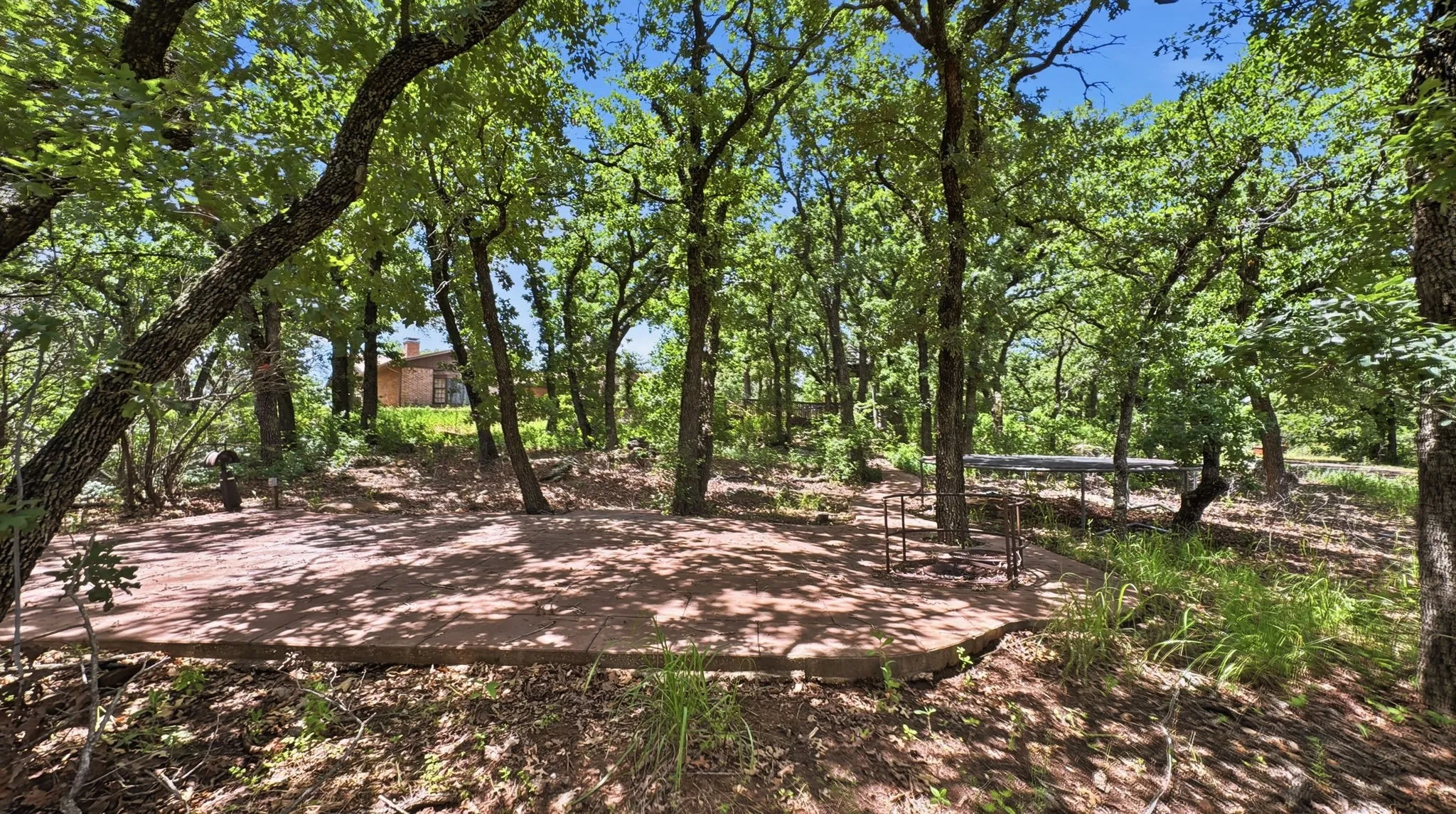Single Family Residence For Sale in Young County , 1665 US Highway 380 E, Graham, Texas 76450, 4 Bedroom, 3 Bathroom, 1 Garage spaces, 3,224 Sqft, built in 1970, mls#21276477, Real Estate Agent in Graham, Homes For Sale in Young county, Homes For Sale in Graham, Realtor in Graham Texas, Real Estate Brokerage Independent Realty Texas, Luminita Cordes Realtor