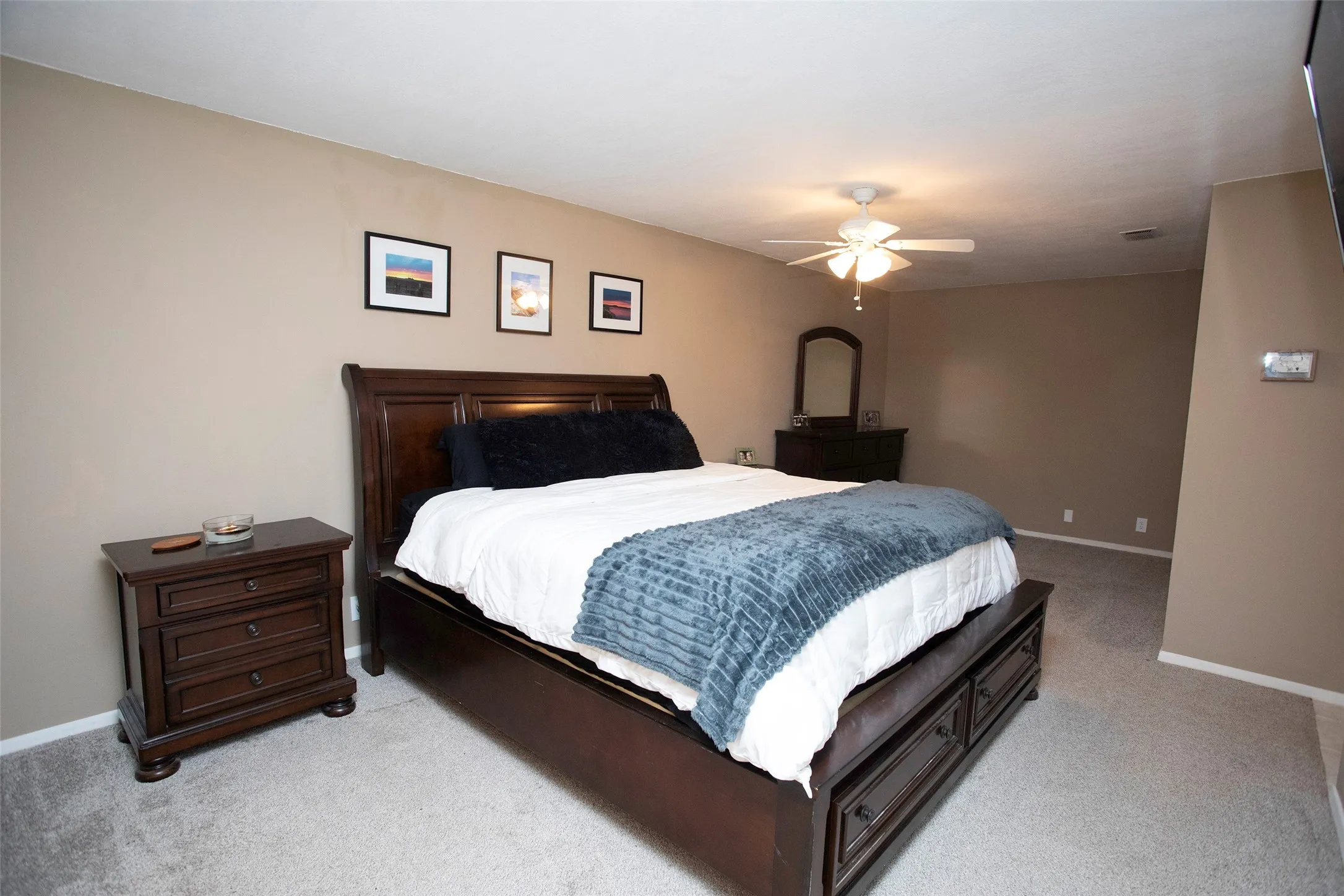 Single Family Residence For Sale in Young County , 1665 US Highway 380 E, Graham, Texas 76450, 4 Bedroom, 3 Bathroom, 1 Garage spaces, 3,224 Sqft, built in 1970, mls#21276477, Real Estate Agent in Graham, Homes For Sale in Young county, Homes For Sale in Graham, Realtor in Graham Texas, Real Estate Brokerage Independent Realty Texas, Luminita Cordes Realtor