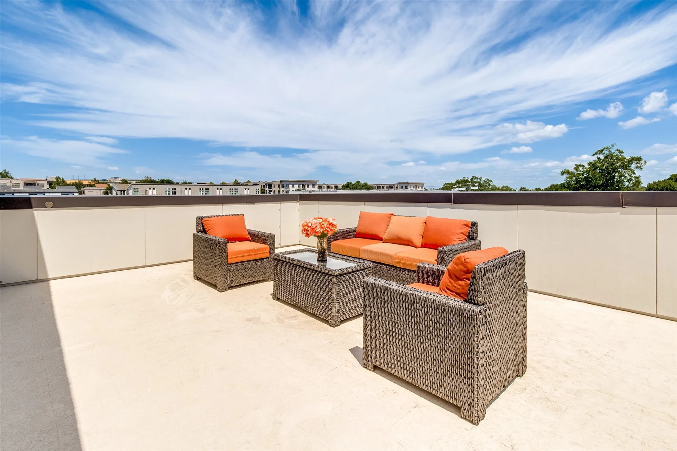Condominium For Sale in Dallas County , 4811 Manett Street 101, Dallas, Texas 75204, 2 Bedroom, 3 Bathroom, 2 Garage spaces, 1,622 Sqft, built in 2019, mls#21292348, Real Estate Agent in Dallas, Homes For Sale in Dallas county, Homes For Sale in Dallas, Realtor in Dallas Texas, Real Estate Brokerage Independent Realty Texas, Luminita Cordes Realtor