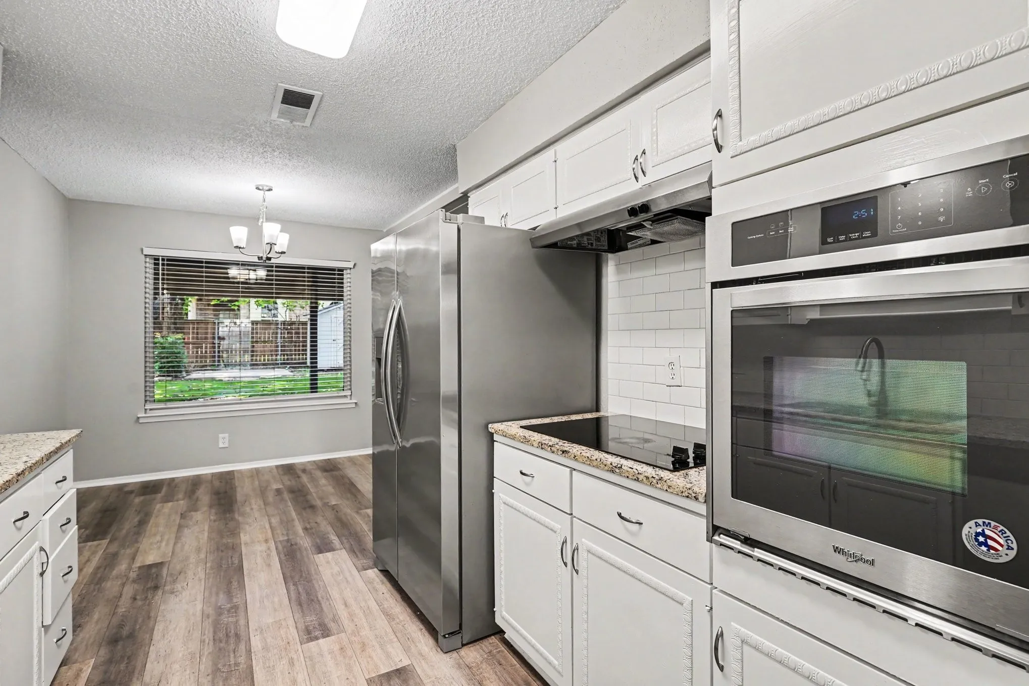 Single Family Residence For Sale in Tarrant County , 2728 Jewell Drive, Arlington, Texas 76016, 3 Bedroom, 2 Bathroom, 2 Garage spaces, 1,537 Sqft, built in 1972, mls#21288315, Real Estate Agent in Arlington, Homes For Sale in Tarrant county, Homes For Sale in Arlington, Realtor in Arlington Texas, Real Estate Brokerage Independent Realty Texas, Luminita Cordes Realtor