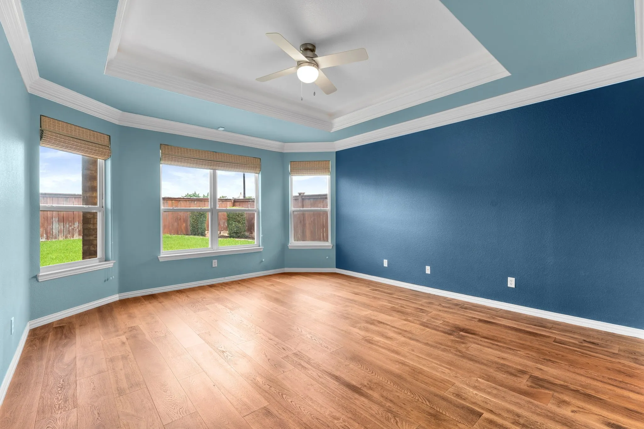 Single Family Residence For Sale in Tarrant County , 5504 Plata Lane, Benbrook, Texas 76126, 2 Bedroom, 2 Bathroom, 2 Garage spaces, 1,893 Sqft, built in 2005, mls#21291184, Real Estate Agent in Benbrook, Homes For Sale in Tarrant county, Homes For Sale in Benbrook, Realtor in Benbrook Texas, Real Estate Brokerage Independent Realty Texas, Luminita Cordes Realtor