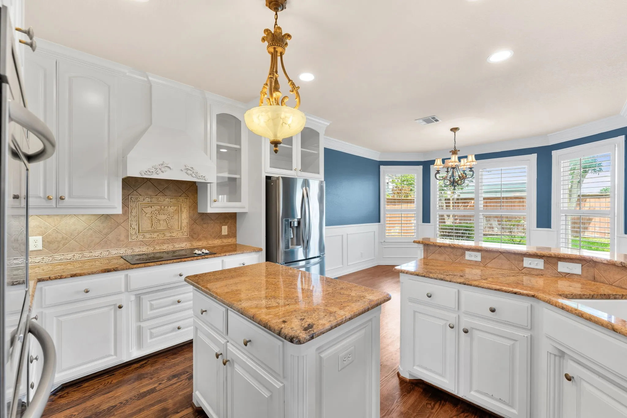 Single Family Residence For Sale in Tarrant County , 5504 Plata Lane, Benbrook, Texas 76126, 2 Bedroom, 2 Bathroom, 2 Garage spaces, 1,893 Sqft, built in 2005, mls#21291184, Real Estate Agent in Benbrook, Homes For Sale in Tarrant county, Homes For Sale in Benbrook, Realtor in Benbrook Texas, Real Estate Brokerage Independent Realty Texas, Luminita Cordes Realtor
