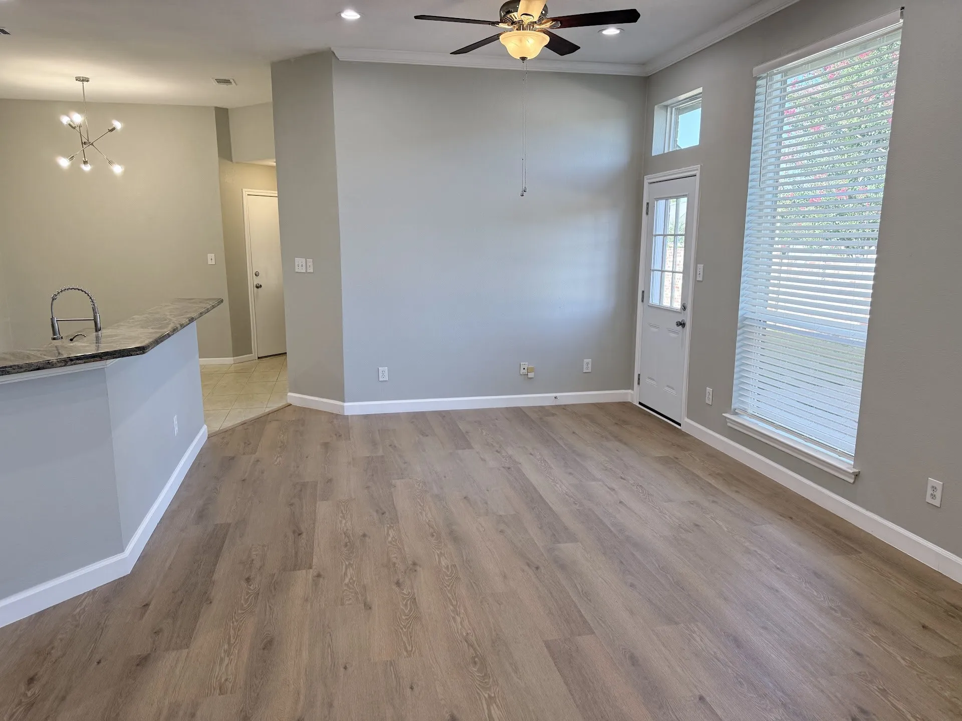 Single Family Residence For Sale in Collin County , 3001 Maumelle Drive, Plano, Texas 75023, 3 Bedroom, 2 Bathroom, 2 Garage spaces, 1,812 Sqft, built in 1996, mls#21290143, Real Estate Agent in Plano, Homes For Sale in Collin county, Homes For Sale in Plano, Realtor in Plano Texas, Real Estate Brokerage Independent Realty Texas, Luminita Cordes Realtor