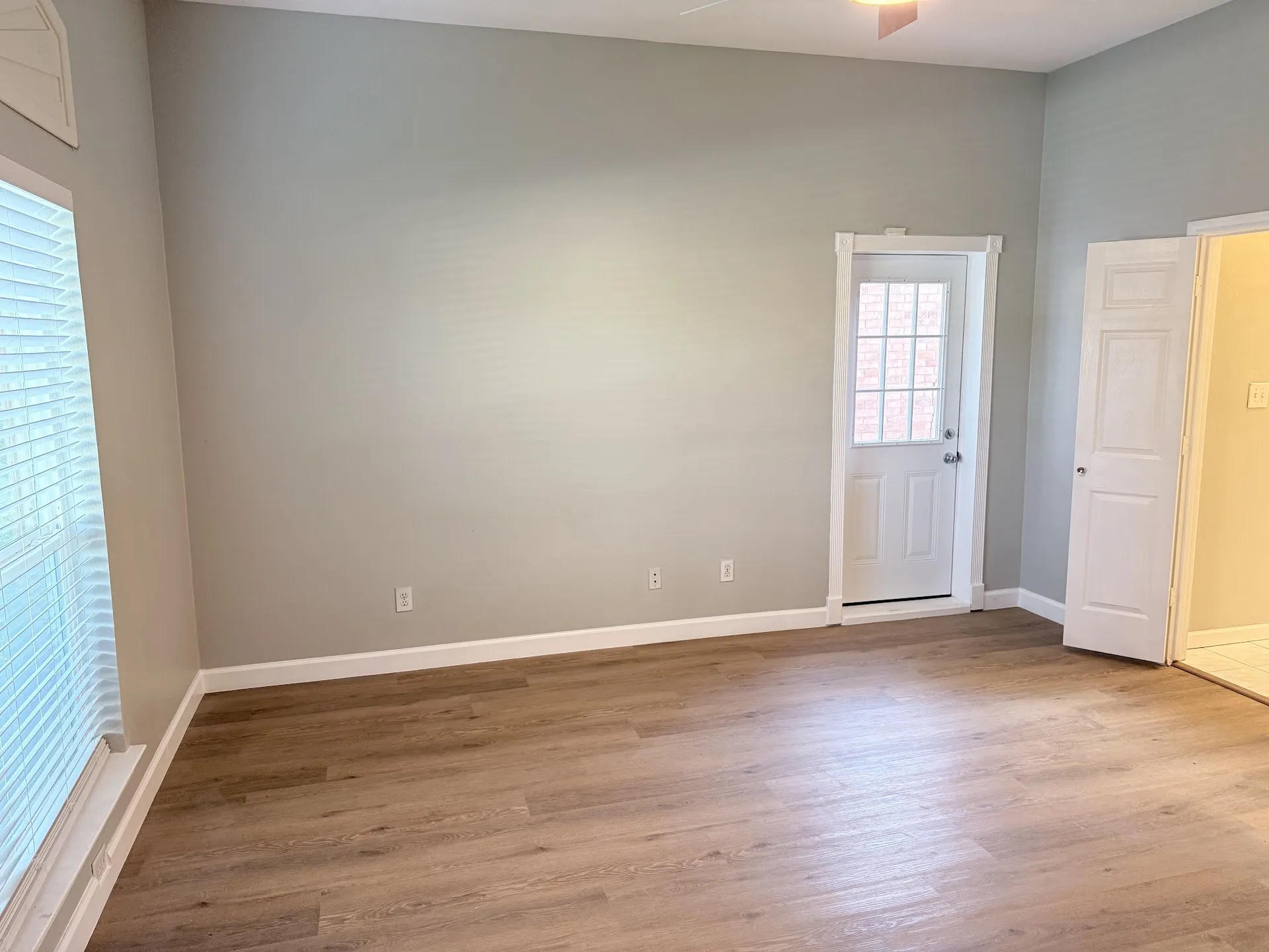 Single Family Residence For Sale in Collin County , 3001 Maumelle Drive, Plano, Texas 75023, 3 Bedroom, 2 Bathroom, 2 Garage spaces, 1,812 Sqft, built in 1996, mls#21290143, Real Estate Agent in Plano, Homes For Sale in Collin county, Homes For Sale in Plano, Realtor in Plano Texas, Real Estate Brokerage Independent Realty Texas, Luminita Cordes Realtor
