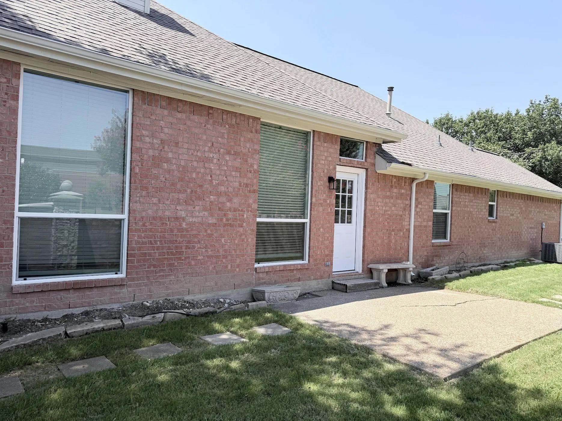 Single Family Residence For Sale in Collin County , 3001 Maumelle Drive, Plano, Texas 75023, 3 Bedroom, 2 Bathroom, 2 Garage spaces, 1,812 Sqft, built in 1996, mls#21290143, Real Estate Agent in Plano, Homes For Sale in Collin county, Homes For Sale in Plano, Realtor in Plano Texas, Real Estate Brokerage Independent Realty Texas, Luminita Cordes Realtor