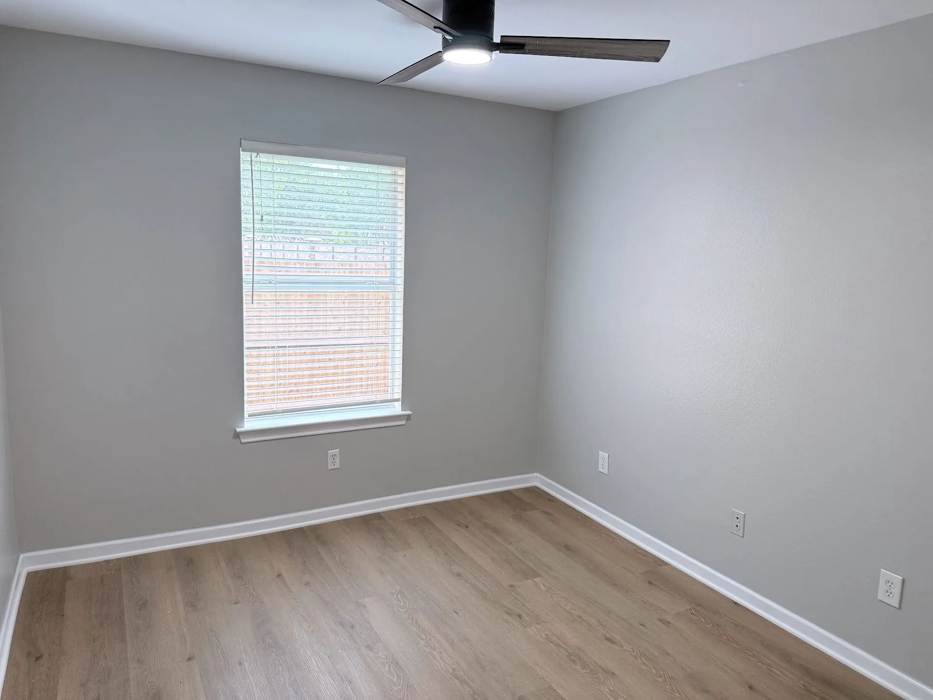 Single Family Residence For Sale in Collin County , 3001 Maumelle Drive, Plano, Texas 75023, 3 Bedroom, 2 Bathroom, 2 Garage spaces, 1,812 Sqft, built in 1996, mls#21290143, Real Estate Agent in Plano, Homes For Sale in Collin county, Homes For Sale in Plano, Realtor in Plano Texas, Real Estate Brokerage Independent Realty Texas, Luminita Cordes Realtor
