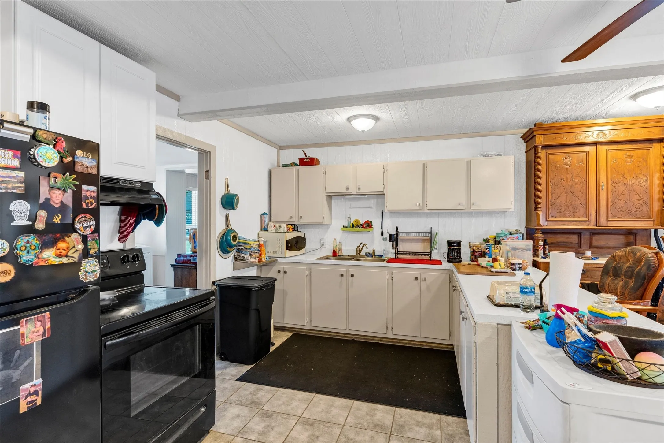 Single Family Residence For Sale in Hood County , 13122 Lipan Highway, Lipan, Texas 76462, 3 Bedroom, 2 Bathroom, 2 Garage spaces, 2,351 Sqft, built in 1991, mls#21290478, Real Estate Agent in Lipan, Homes For Sale in Hood county, Homes For Sale in Lipan, Realtor in Lipan Texas, Real Estate Brokerage Independent Realty Texas, Luminita Cordes Realtor