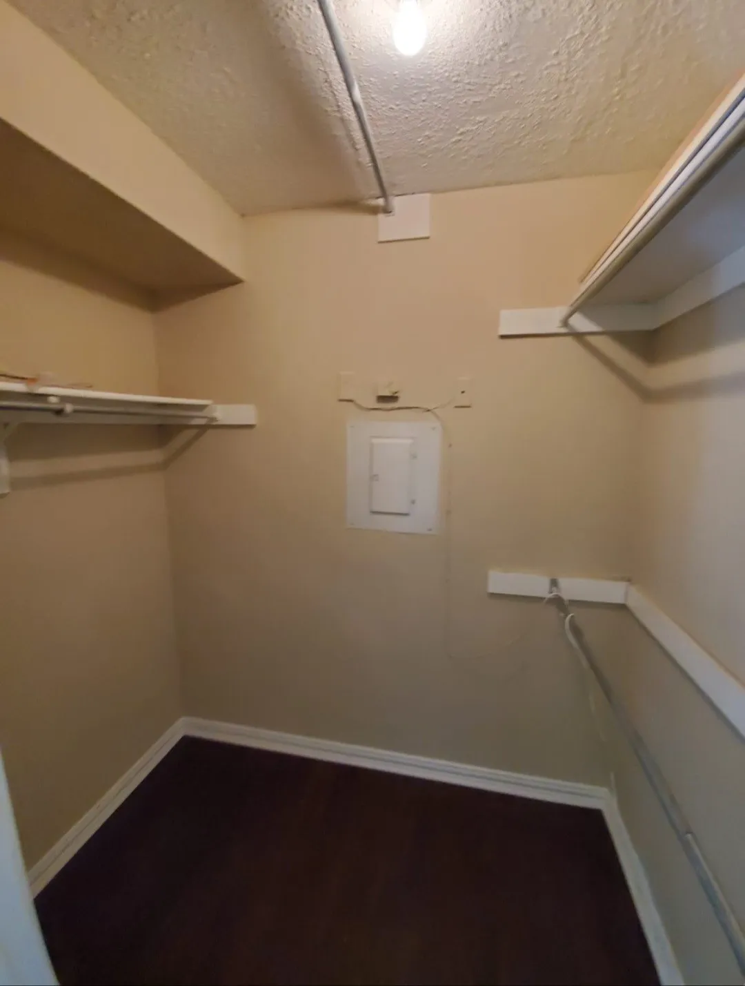 Walk-in closet