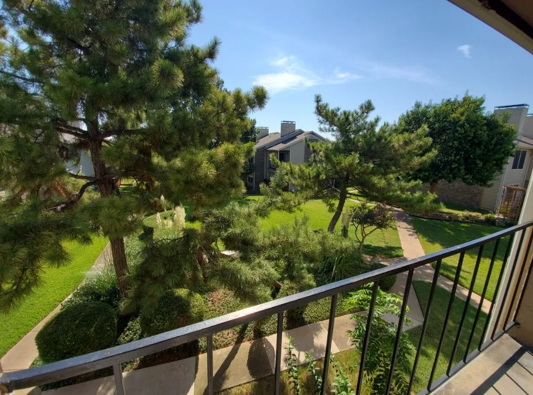 Condominium For Rent in Collin County , 4748 Old Bent Tree Lane 308, Dallas, Texas 75287, 1 Bedroom, 1 Bathroom, Garage spaces, 575 Sqft, built in 1985, Price $995, mls#21292410, Real Estate Agent in Dallas, Homes For Rent in Collin county, Homes For Rent in Dallas, Realtor in Dallas Texas, Real Estate Brokerage Independent Realty Texas, Luminita Cordes Realtor