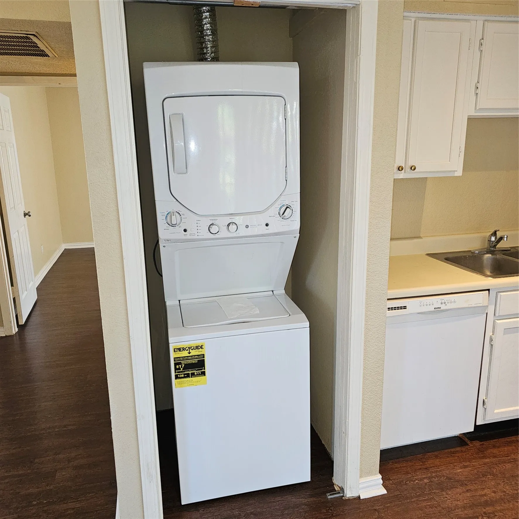 Stack washer & dryer included