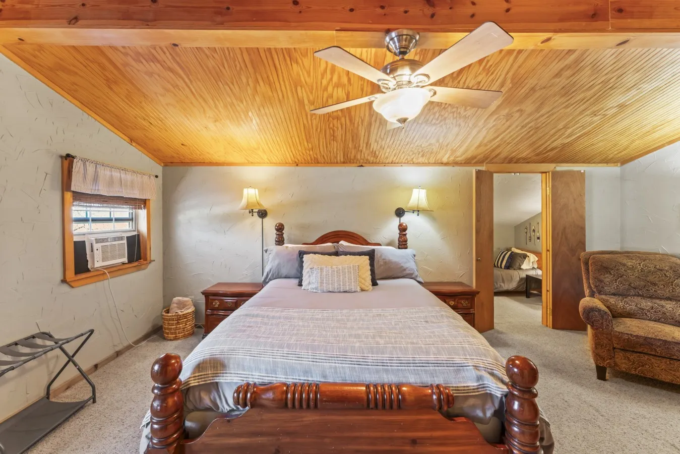 Single Family Residence For Sale in Nolan County , 184 County Road 246, Sweetwater, Texas 79556, 4 Bedroom, 3 Bathroom, 1 Garage spaces, 2,484 Sqft, built in 2004, Price $425,000, mls#21292419, Real Estate Agent in Sweetwater, Homes For Sale in Nolan county, Homes For Sale in Sweetwater, Realtor in Sweetwater Texas, Real Estate Brokerage Independent Realty Texas, Luminita Cordes Realtor