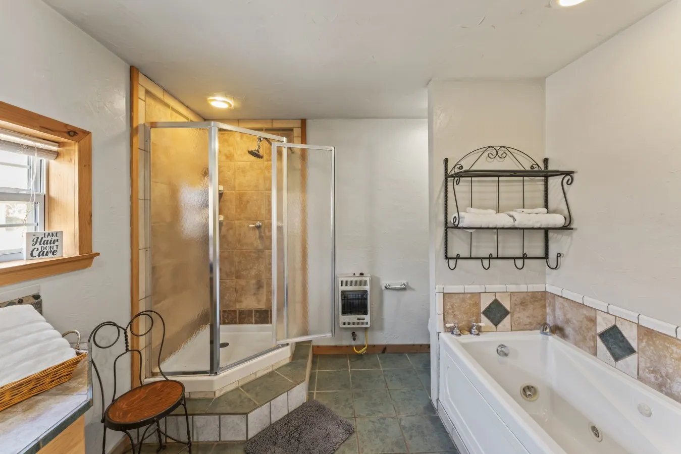 Single Family Residence For Sale in Nolan County , 184 County Road 246, Sweetwater, Texas 79556, 4 Bedroom, 3 Bathroom, 1 Garage spaces, 2,484 Sqft, built in 2004, Price $425,000, mls#21292419, Real Estate Agent in Sweetwater, Homes For Sale in Nolan county, Homes For Sale in Sweetwater, Realtor in Sweetwater Texas, Real Estate Brokerage Independent Realty Texas, Luminita Cordes Realtor