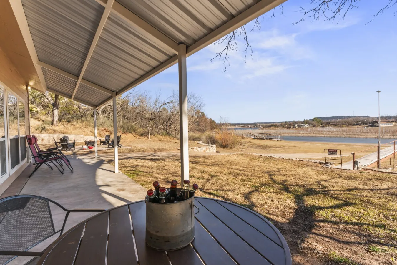 Single Family Residence For Sale in Nolan County , 184 County Road 246, Sweetwater, Texas 79556, 4 Bedroom, 3 Bathroom, 1 Garage spaces, 2,484 Sqft, built in 2004, Price $425,000, mls#21292419, Real Estate Agent in Sweetwater, Homes For Sale in Nolan county, Homes For Sale in Sweetwater, Realtor in Sweetwater Texas, Real Estate Brokerage Independent Realty Texas, Luminita Cordes Realtor
