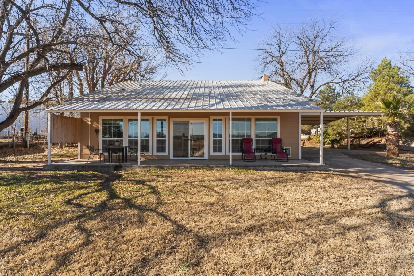 Single Family Residence For Sale in Nolan County , 184 County Road 246, Sweetwater, Texas 79556, 4 Bedroom, 3 Bathroom, 1 Garage spaces, 2,484 Sqft, built in 2004, Price $425,000, mls#21292419, Real Estate Agent in Sweetwater, Homes For Sale in Nolan county, Homes For Sale in Sweetwater, Realtor in Sweetwater Texas, Real Estate Brokerage Independent Realty Texas, Luminita Cordes Realtor