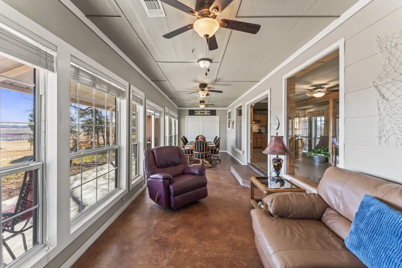 Single Family Residence For Sale in Nolan County , 184 County Road 246, Sweetwater, Texas 79556, 4 Bedroom, 3 Bathroom, 1 Garage spaces, 2,484 Sqft, built in 2004, Price $425,000, mls#21292419, Real Estate Agent in Sweetwater, Homes For Sale in Nolan county, Homes For Sale in Sweetwater, Realtor in Sweetwater Texas, Real Estate Brokerage Independent Realty Texas, Luminita Cordes Realtor
