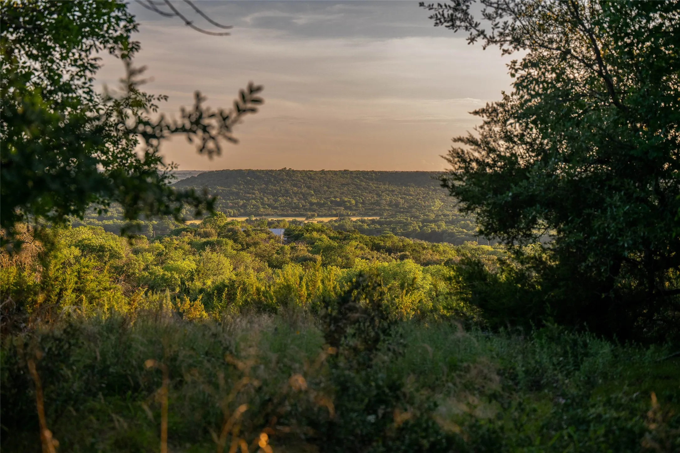 Farm For Sale in Erath County , 27475 N Us-281, Stephenville, Texas 76401, 3 Bedroom, 2 Bathroom, Garage spaces, 2,040 Sqft, built in 2011, mls#21291791, Real Estate Agent in Stephenville, Homes For Sale in Erath county, Homes For Sale in Stephenville, Realtor in Stephenville Texas, Real Estate Brokerage Independent Realty Texas, Luminita Cordes Realtor