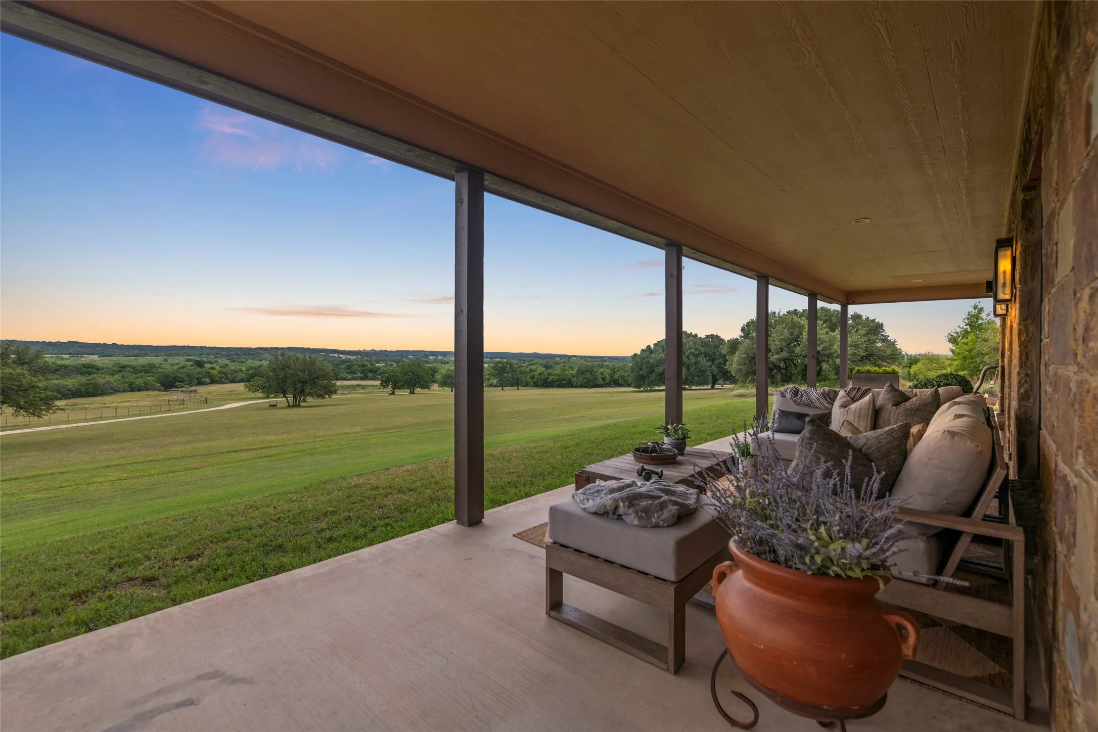 Farm For Sale in Erath County , 27475 N Us-281, Stephenville, Texas 76401, 3 Bedroom, 2 Bathroom, Garage spaces, 2,040 Sqft, built in 2011, mls#21291791, Real Estate Agent in Stephenville, Homes For Sale in Erath county, Homes For Sale in Stephenville, Realtor in Stephenville Texas, Real Estate Brokerage Independent Realty Texas, Luminita Cordes Realtor