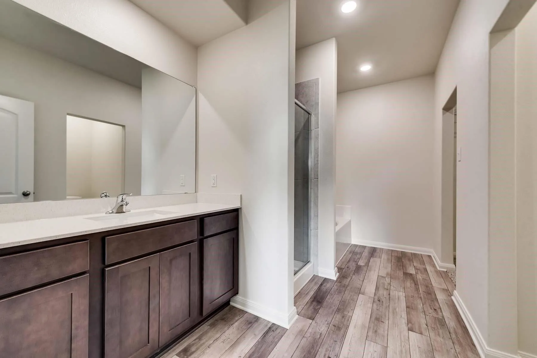 Single Family Residence For Rent in Kaufman County , 3024 Chico Drive, Forney, Texas 75126, 5 Bedrooms, 3 Bathrooms, 2 Garage spaces, 2,694 Sqft, built in 2022, Price $2,350, mls#21292445, Real Estate Agent in Forney, Homes For Rent in Kaufman county, Homes For Rent in Forney, Realtor in Forney Texas, Real Estate Brokerage Independent Realty Texas, Luminita Cordes Realtor