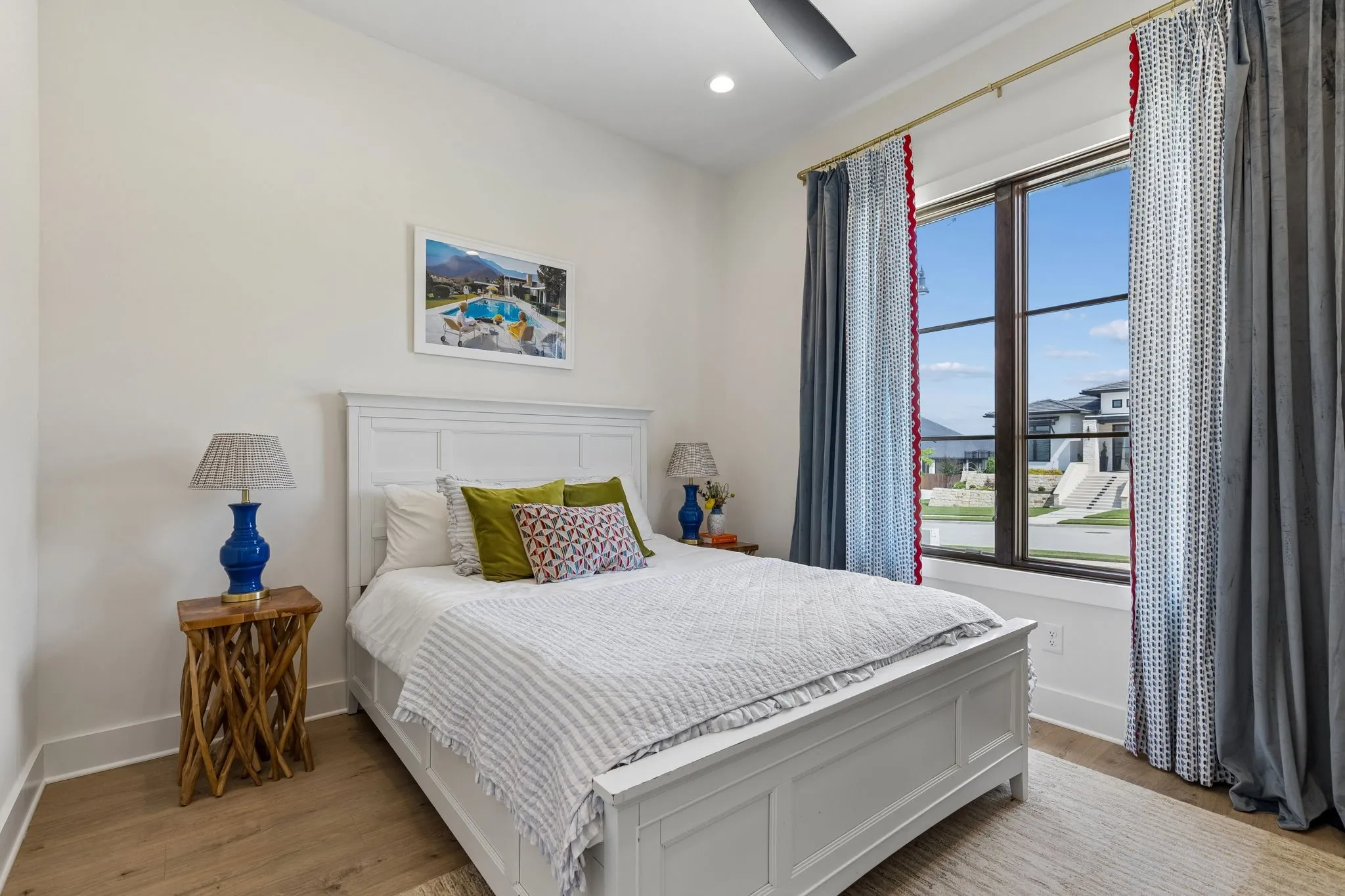 Separate guest suite