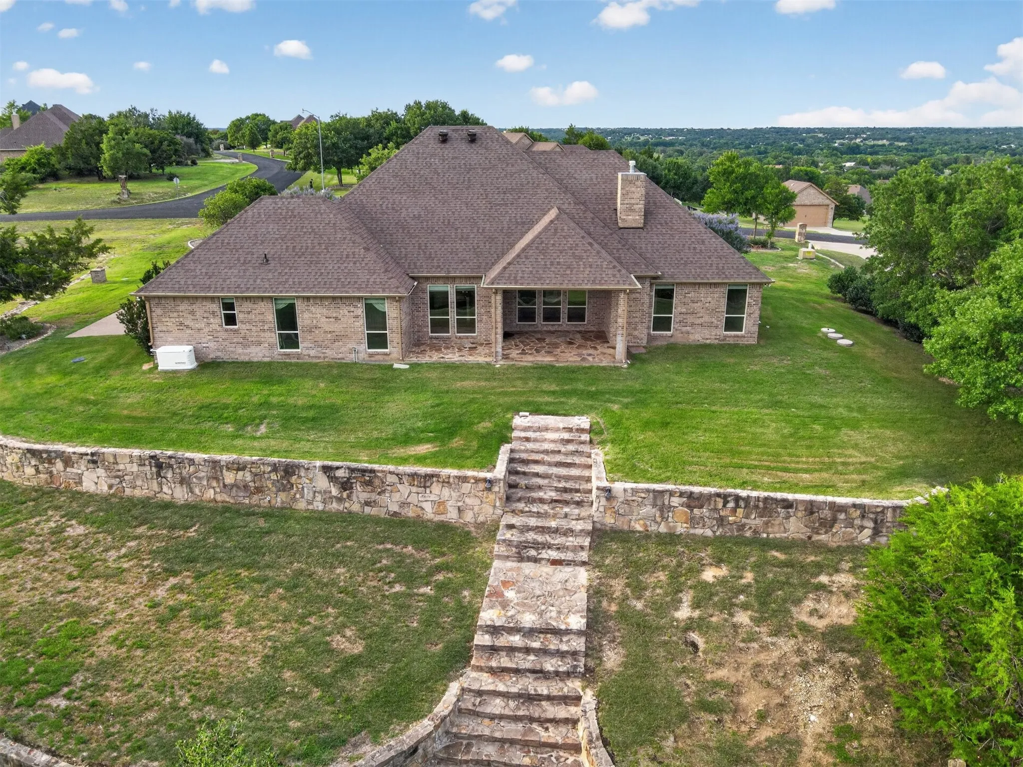 Single Family Residence For Sale in Parker County , 312 Ellis Ridge Drive, Weatherford, Texas 76085, 4 Bedroom, 3 Bathroom, 3 Garage spaces, 2,138 Sqft, built in 2010, mls#21275468, Real Estate Agent in Weatherford, Homes For Sale in Parker county, Homes For Sale in Weatherford, Realtor in Weatherford Texas, Real Estate Brokerage Independent Realty Texas, Luminita Cordes Realtor