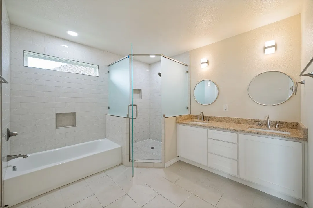 Single Family Residence For Sale in Collin County , 7498 Ravenhill Drive, Frisco, Texas 75035, 5 Bedroom, 3 Bathroom, 2 Garage spaces, 2,996 Sqft, built in 2004, mls#21292135, Real Estate Agent in Frisco, Homes For Sale in Collin county, Homes For Sale in Frisco, Realtor in Frisco Texas, Real Estate Brokerage Independent Realty Texas, Luminita Cordes Realtor