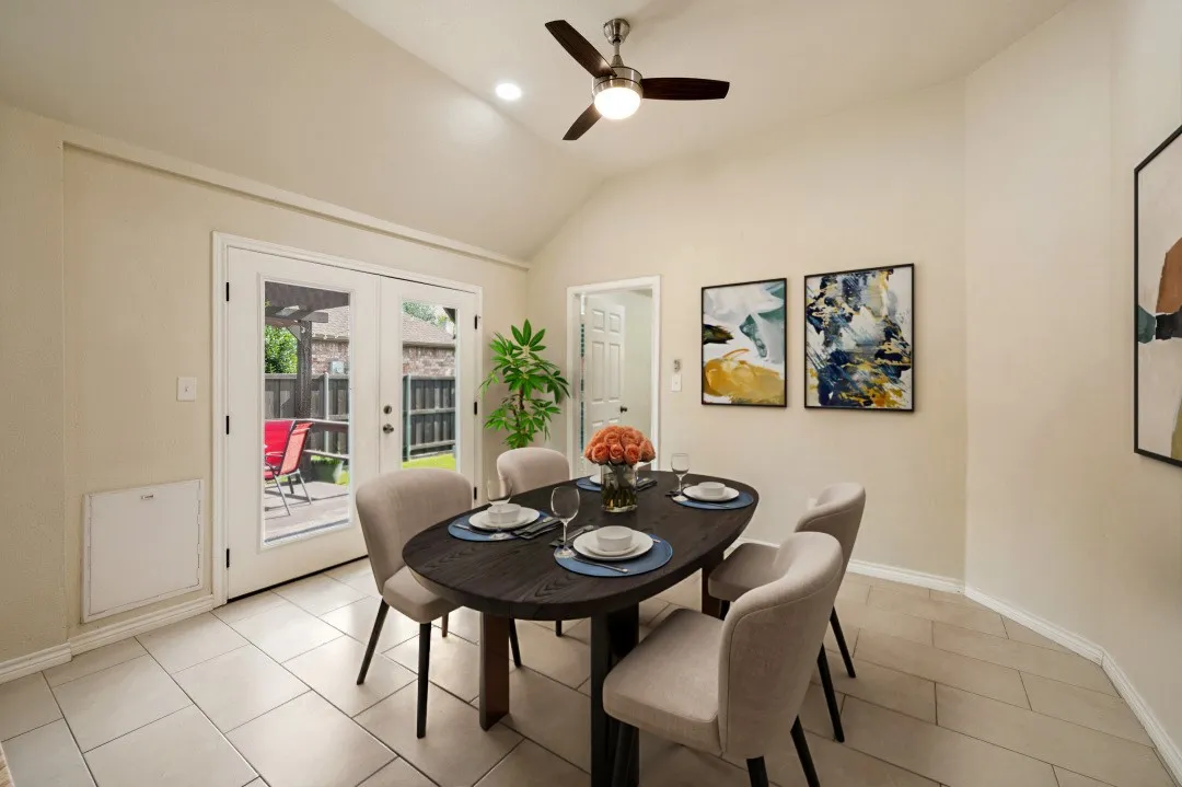 Single Family Residence For Sale in Collin County , 7498 Ravenhill Drive, Frisco, Texas 75035, 5 Bedroom, 3 Bathroom, 2 Garage spaces, 2,996 Sqft, built in 2004, mls#21292135, Real Estate Agent in Frisco, Homes For Sale in Collin county, Homes For Sale in Frisco, Realtor in Frisco Texas, Real Estate Brokerage Independent Realty Texas, Luminita Cordes Realtor