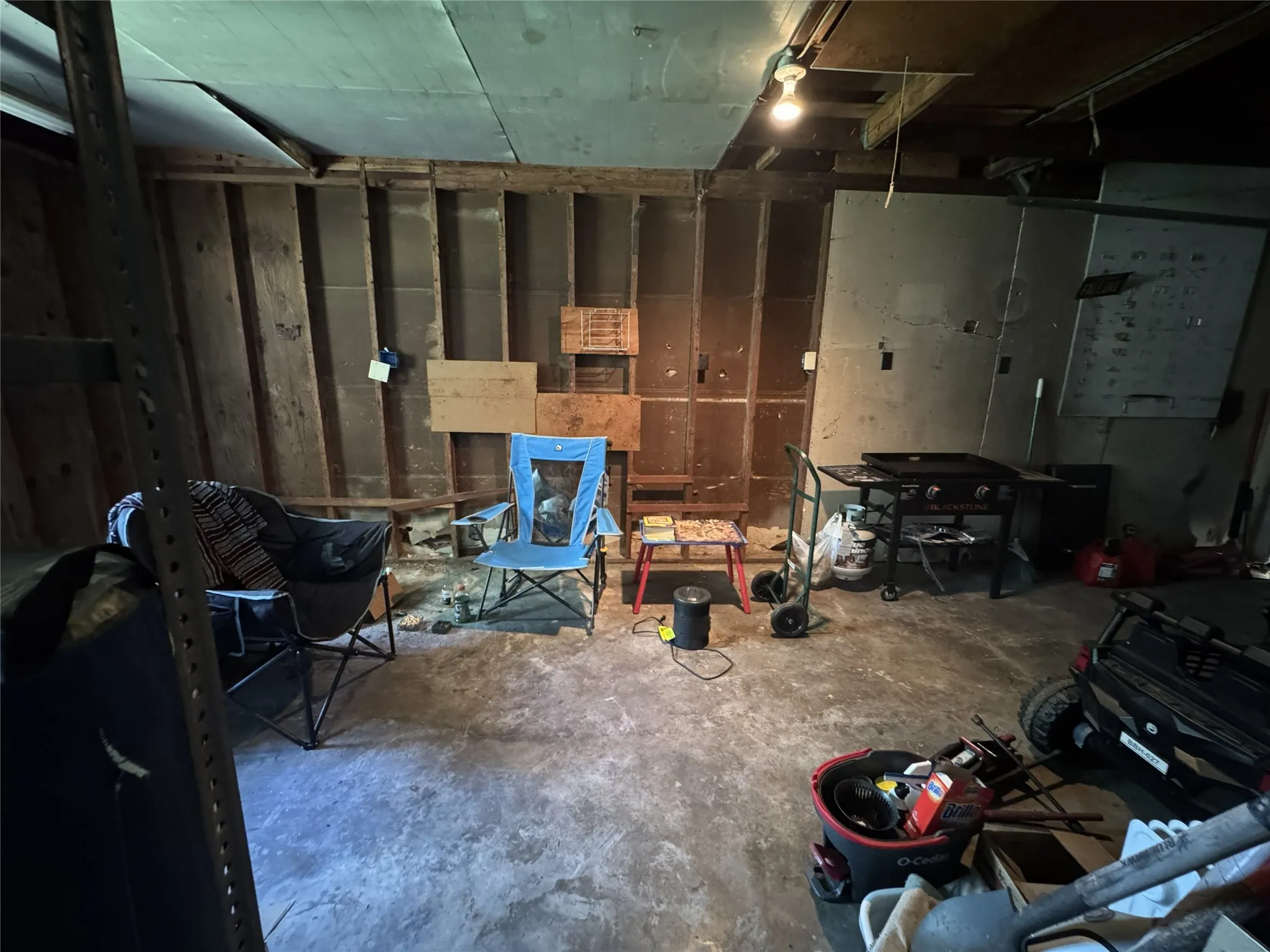 Single Family Residence For Sale in Hunt County , 3041 Monroe Street, Commerce, Texas 75428, 3 Bedrooms, 2 Bathrooms, 1 Garage spaces, 1,300 Sqft, built in 1970, Price $132,000, mls#21292436, Real Estate Agent in Commerce, Homes For Sale in Hunt county, Homes For Sale in Commerce, Realtor in Commerce Texas, Real Estate Brokerage Independent Realty Texas, Luminita Cordes Realtor