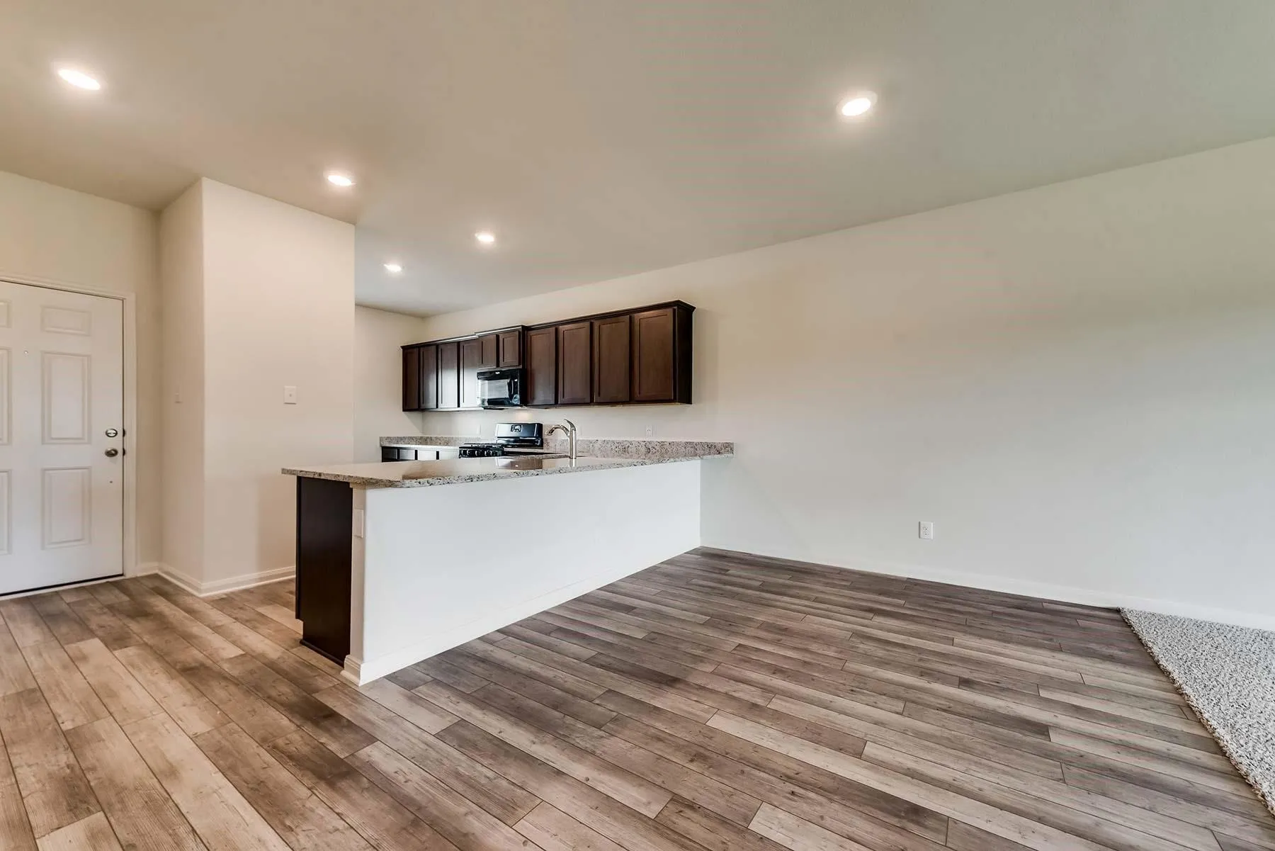Single Family Residence For Sale in Kaufman County , 3038 Chico Drive, Forney, Texas 75126, 5 Bedroom, 3 Bathroom, 2 Garage spaces, 2,694 Sqft, built in 2022, mls#21292471, Real Estate Agent in Forney, Homes For Sale in Kaufman county, Homes For Sale in Forney, Realtor in Forney Texas, Real Estate Brokerage Independent Realty Texas, Luminita Cordes Realtor