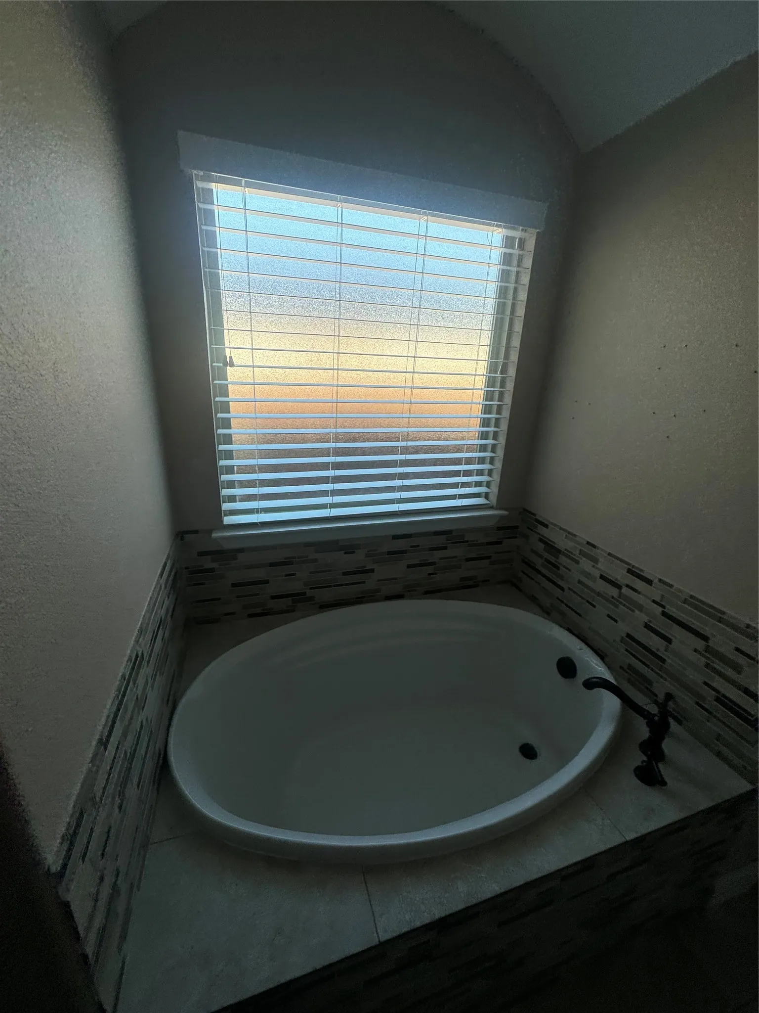 Single Family Residence For Sale in Dallas County , 2321 3rd Street, Sachse, Texas 75048, 3 Bedrooms, 2 Bathrooms, 2 Garage spaces, 1,609 Sqft, built in 2015, Price $246,000, mls#21292473, Real Estate Agent in Sachse, Homes For Sale in Dallas county, Homes For Sale in Sachse, Realtor in Sachse Texas, Real Estate Brokerage Independent Realty Texas, Luminita Cordes Realtor