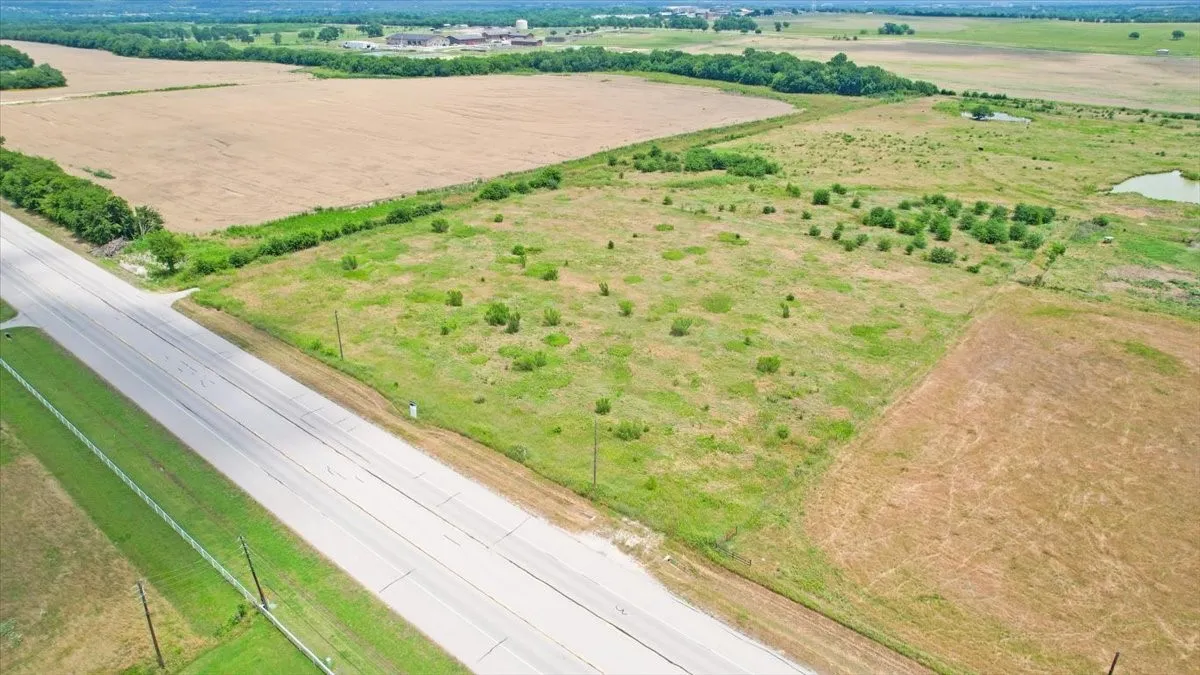 Unimproved Land For Sale in Grayson County , 00 FM 1417, Sherman, Texas 75076, 0, 0, Garage spaces, 0 Sqft, built in 0, Price $1,250,000, mls#21285899, Real Estate Agent in Sherman, Homes For Sale in Grayson county, Homes For Sale in Sherman, Realtor in Sherman Texas, Real Estate Brokerage Independent Realty Texas, Luminita Cordes Realtor