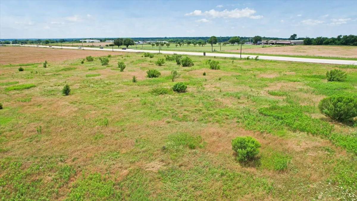 Unimproved Land For Sale in Grayson County , 00 FM 1417, Sherman, Texas 75076, 0, 0, Garage spaces, 0 Sqft, built in 0, Price $1,250,000, mls#21285899, Real Estate Agent in Sherman, Homes For Sale in Grayson county, Homes For Sale in Sherman, Realtor in Sherman Texas, Real Estate Brokerage Independent Realty Texas, Luminita Cordes Realtor