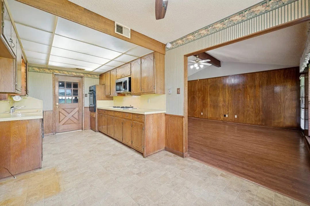 Improved Land For Sale in Collin County , 260 New Hope Road E, New Hope, Texas 75071, 0, 0, Garage spaces, 0 Sqft, built in 1967, mls#21292470, Real Estate Agent in New Hope, Homes For Sale in Collin county, Homes For Sale in New Hope, Realtor in New Hope Texas, Real Estate Brokerage Independent Realty Texas, Luminita Cordes Realtor
