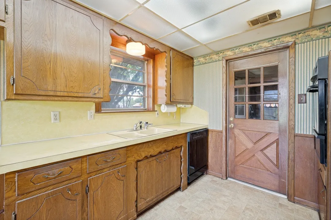 Improved Land For Sale in Collin County , 260 New Hope Road E, New Hope, Texas 75071, 0, 0, Garage spaces, 0 Sqft, built in 1967, mls#21292470, Real Estate Agent in New Hope, Homes For Sale in Collin county, Homes For Sale in New Hope, Realtor in New Hope Texas, Real Estate Brokerage Independent Realty Texas, Luminita Cordes Realtor