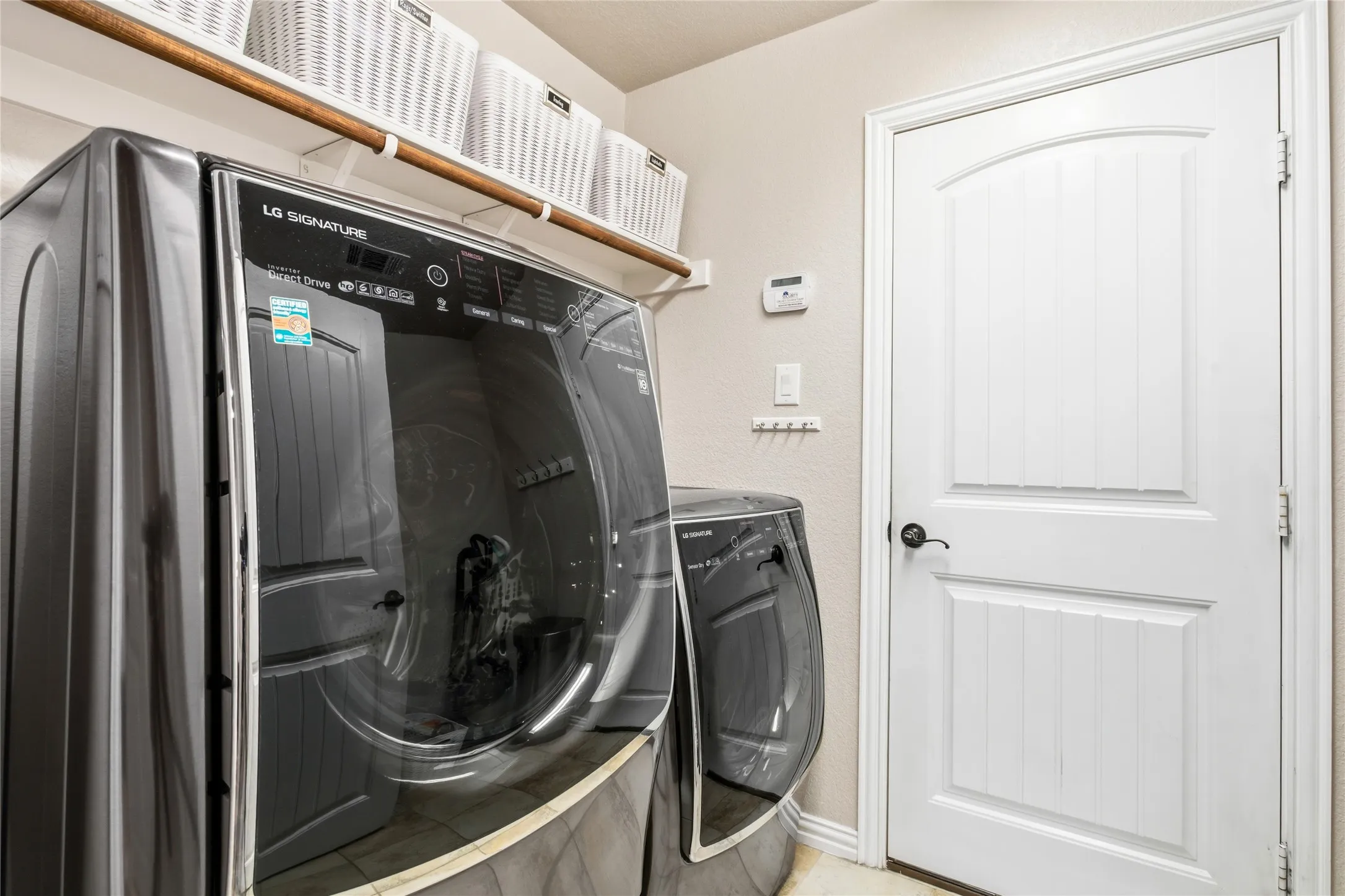 Single Family Residence For Sale in Tarrant County , 7409 Innisbrook Lane, Fort Worth, Texas 76179, 3 Bedroom, 2 Bathroom, 2 Garage spaces, 1,778 Sqft, built in 2015, mls#21292483, Real Estate Agent in Fort Worth, Homes For Sale in Tarrant county, Homes For Sale in Fort Worth, Realtor in Fort Worth Texas, Real Estate Brokerage Independent Realty Texas, Luminita Cordes Realtor