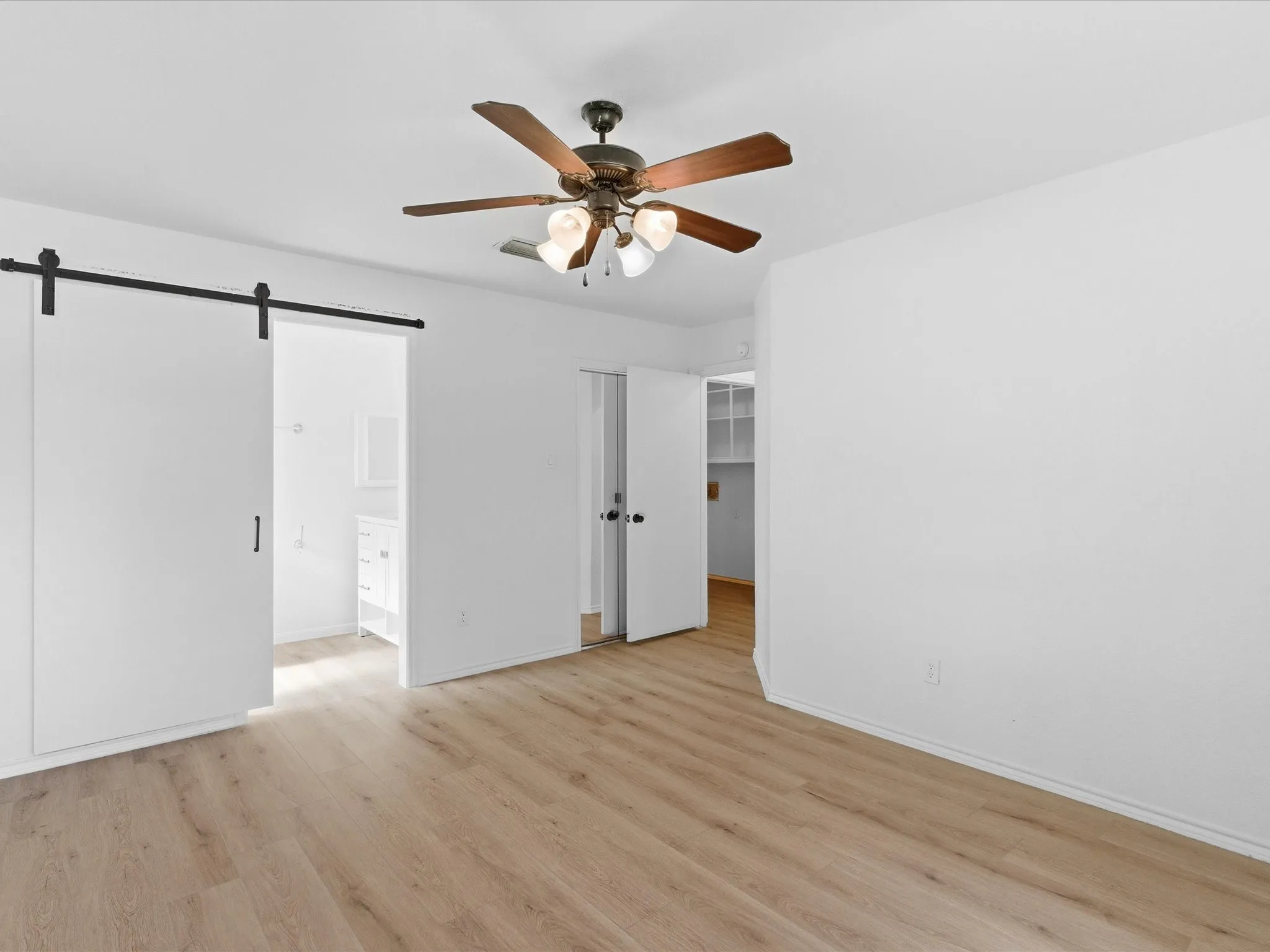 Single Family Residence For Rent in Collin County , 8181 Edgewater Drive, Frisco, Texas 75034, 3 Bedroom, 2 Bathroom, 2 Garage spaces, 1,361 Sqft, built in 1986, mls#21289545, Real Estate Agent in Frisco, Homes For Rent in Collin county, Homes For Rent in Frisco, Realtor in Frisco Texas, Real Estate Brokerage Independent Realty Texas, Luminita Cordes Realtor