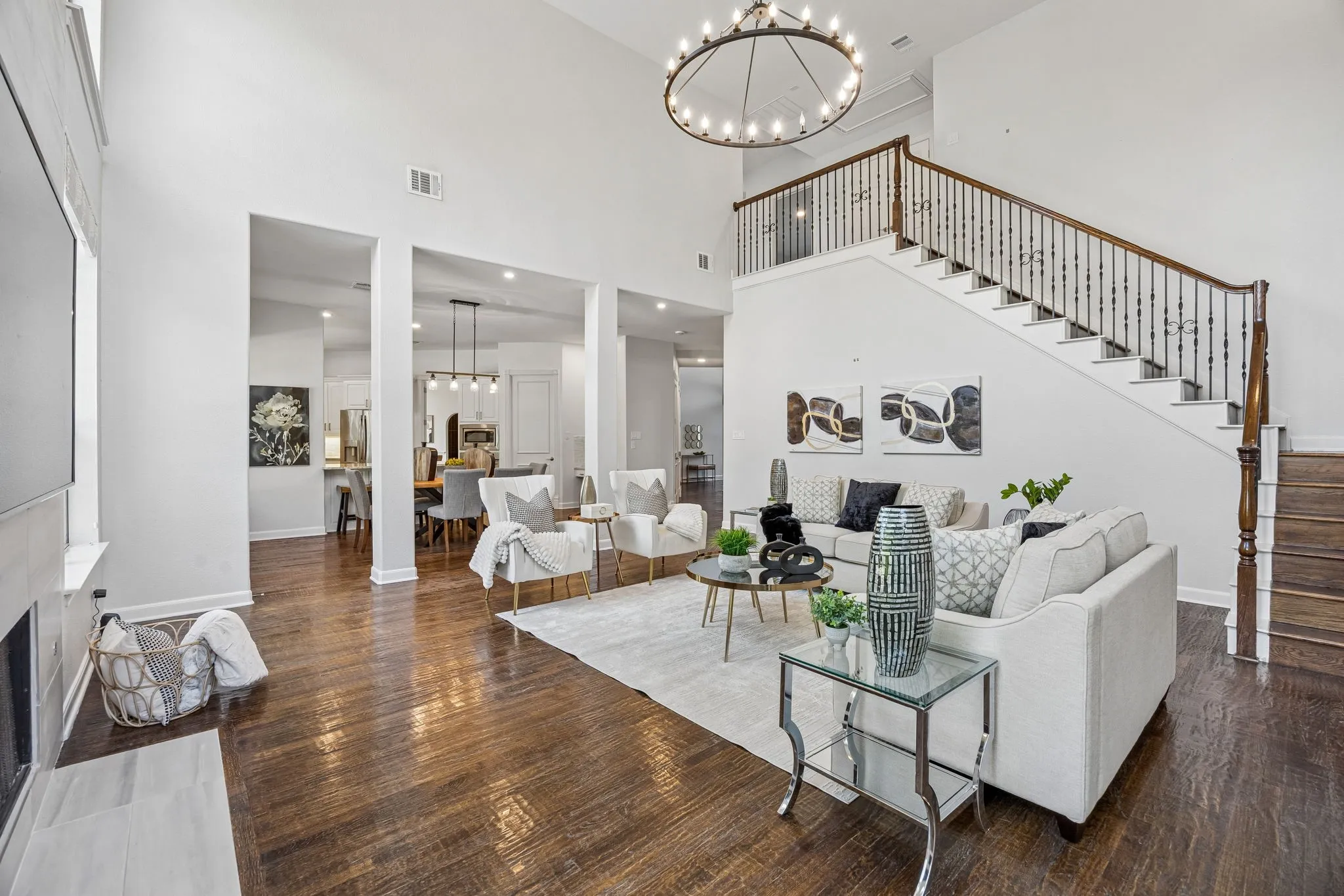 Single Family Residence For Sale in Tarrant County , 1807 Greenlea Cove, Southlake, Texas 76092, 5 Bedroom, 6 Bathroom, 3 Garage spaces, 5,057 Sqft, built in 2004, mls#21291064, Real Estate Agent in Southlake, Homes For Sale in Tarrant county, Homes For Sale in Southlake, Realtor in Southlake Texas, Real Estate Brokerage Independent Realty Texas, Luminita Cordes Realtor