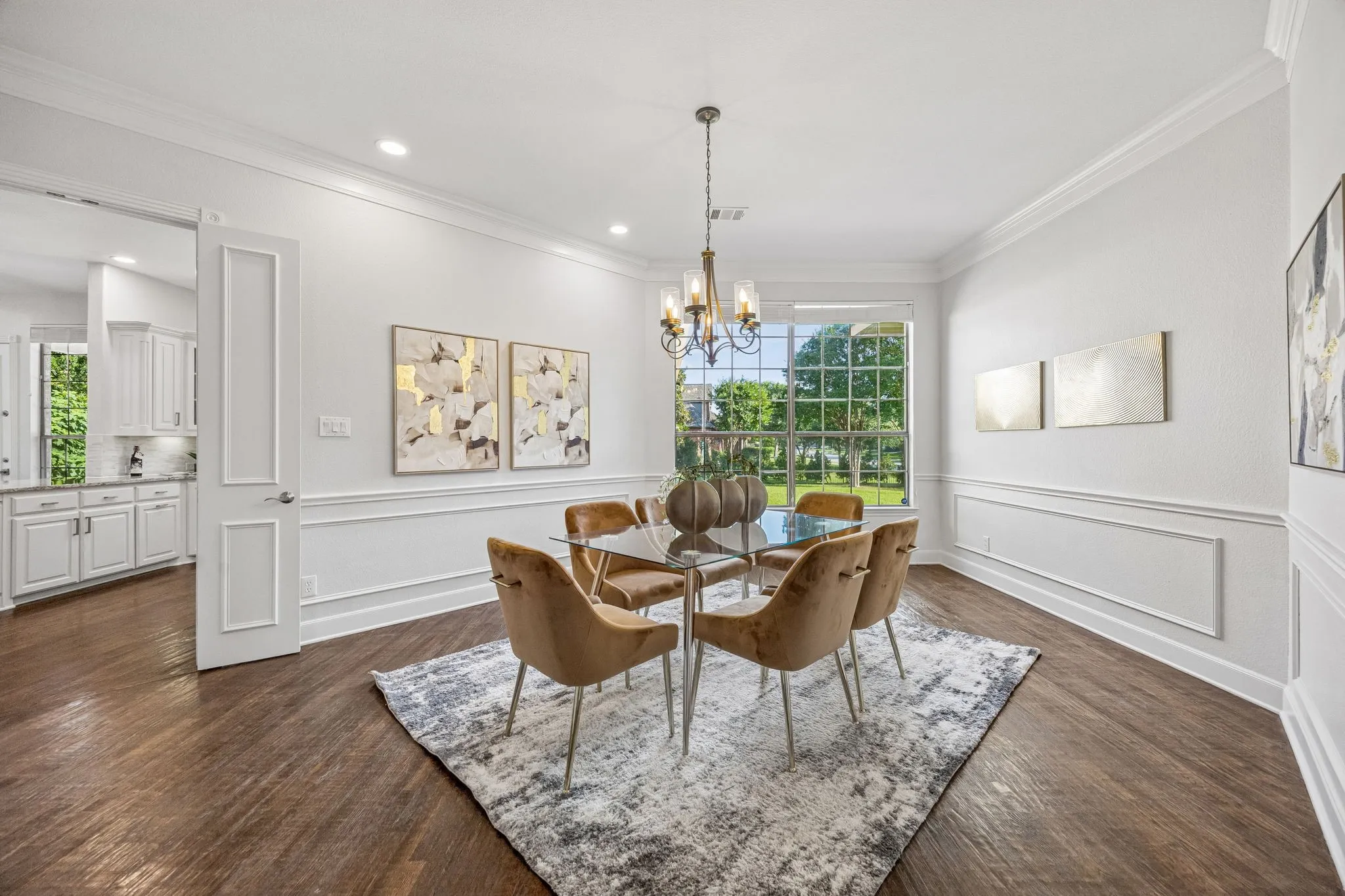 Formal Dining
